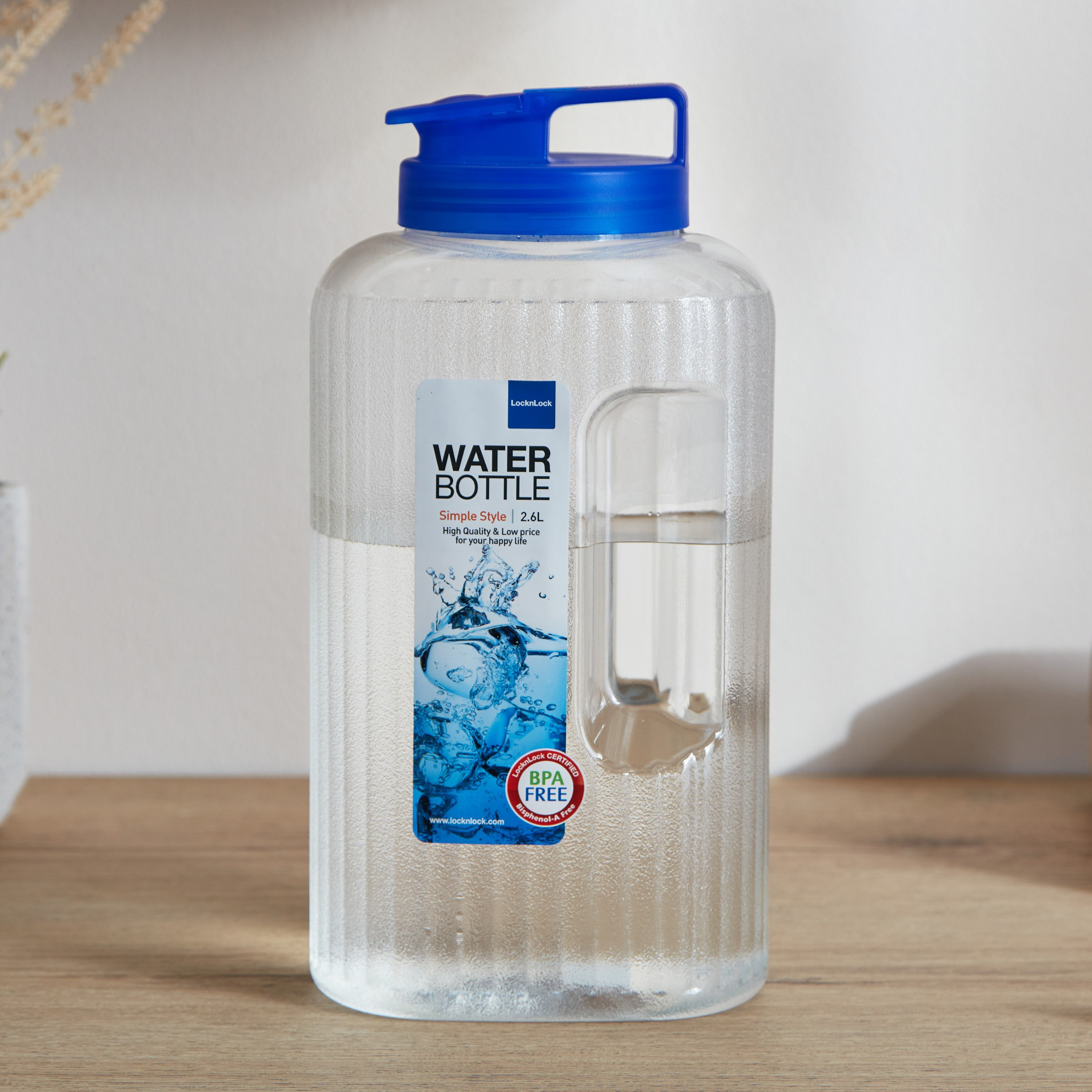 قارورة مياه من لوك أند لوك - 2.6 لتر-hbxhomeware-hbxkitchen-image-1
