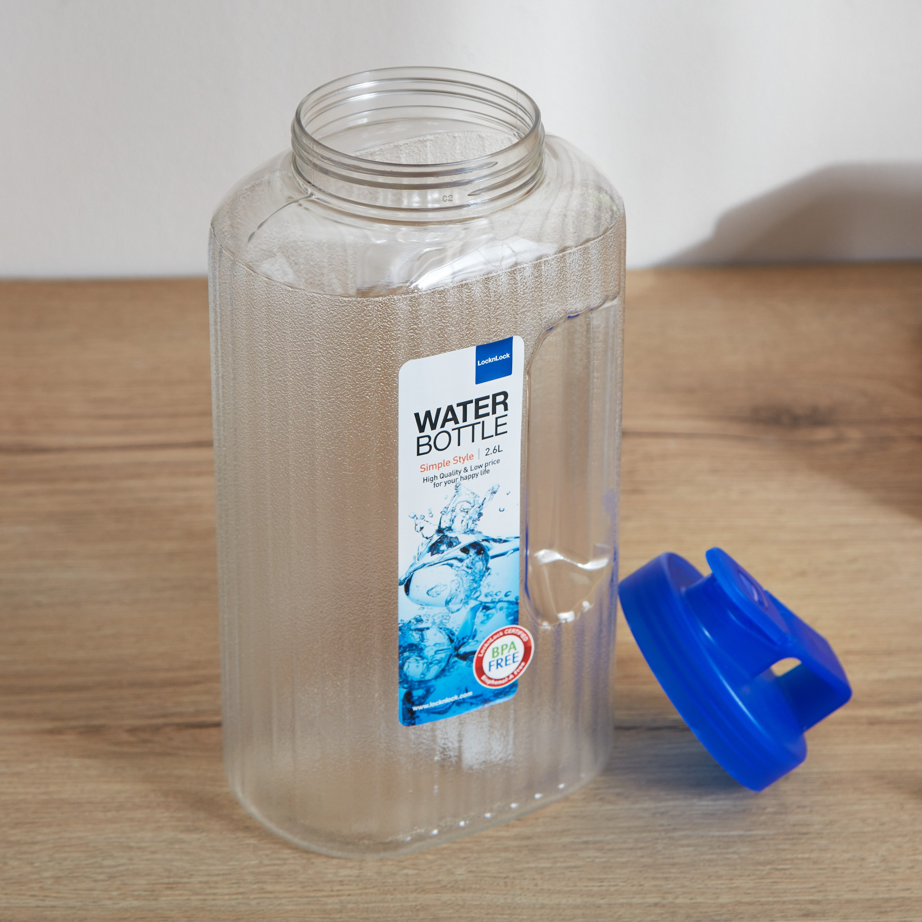 قارورة مياه من لوك أند لوك - 2.6 لتر-hbxhomeware-hbxkitchen-image-3