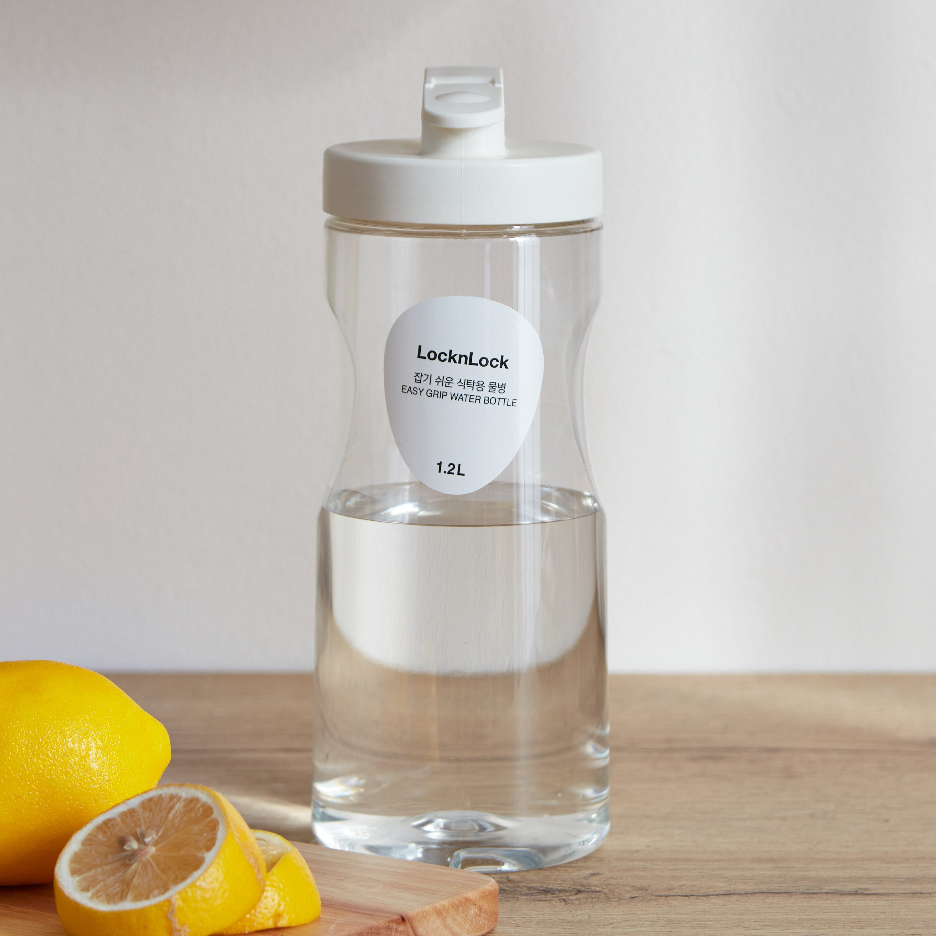 قارورة مياه سهلة الإمساك من لوك آند لوك - 1.2 لتر-hbxhomeware-diningandtabletop-bottles-image-1