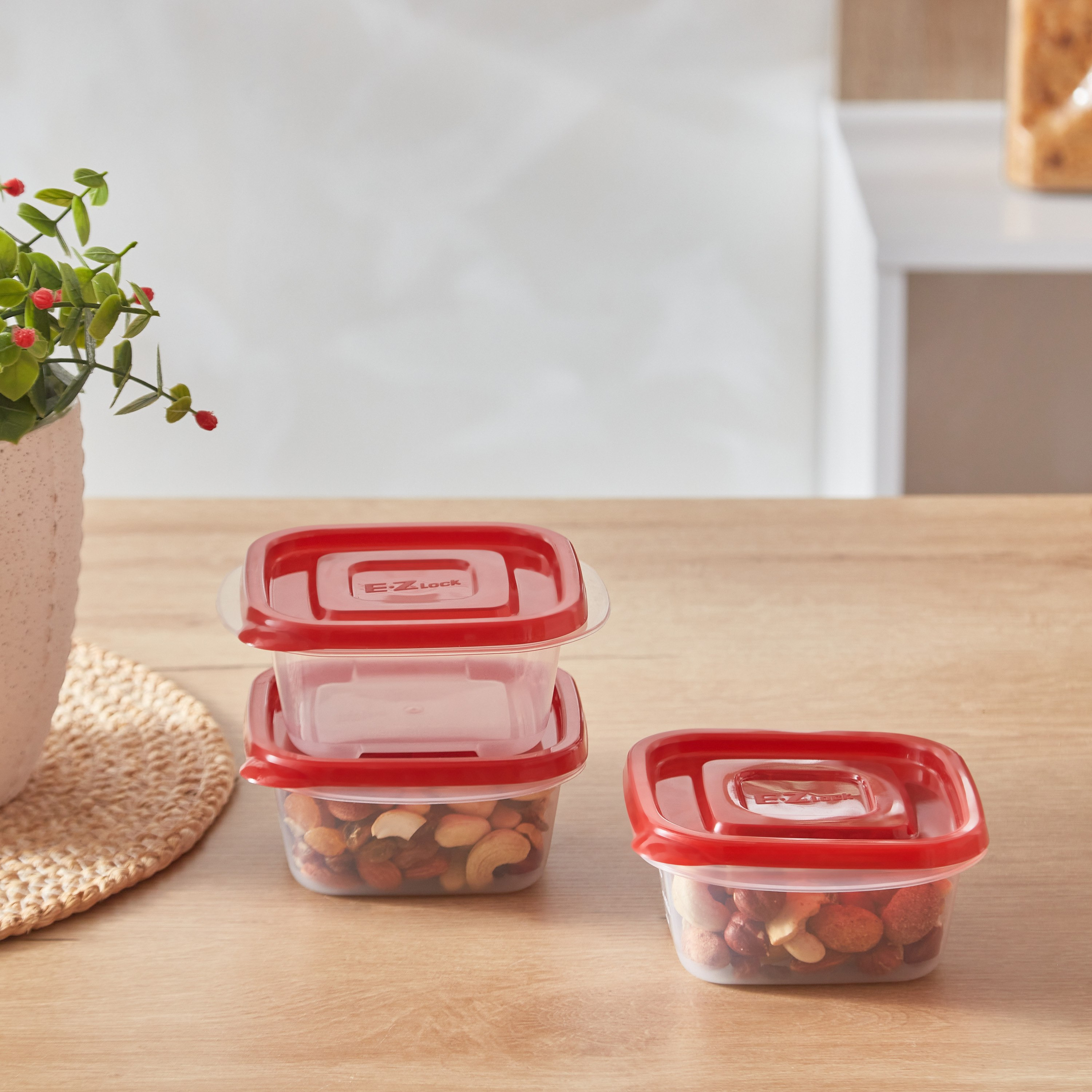 طقم حاويات إيزي لوك مربعة -3 قطع من لوك آند لوك - 250 مل-hbxhomeware-hbxkitchen-image-1