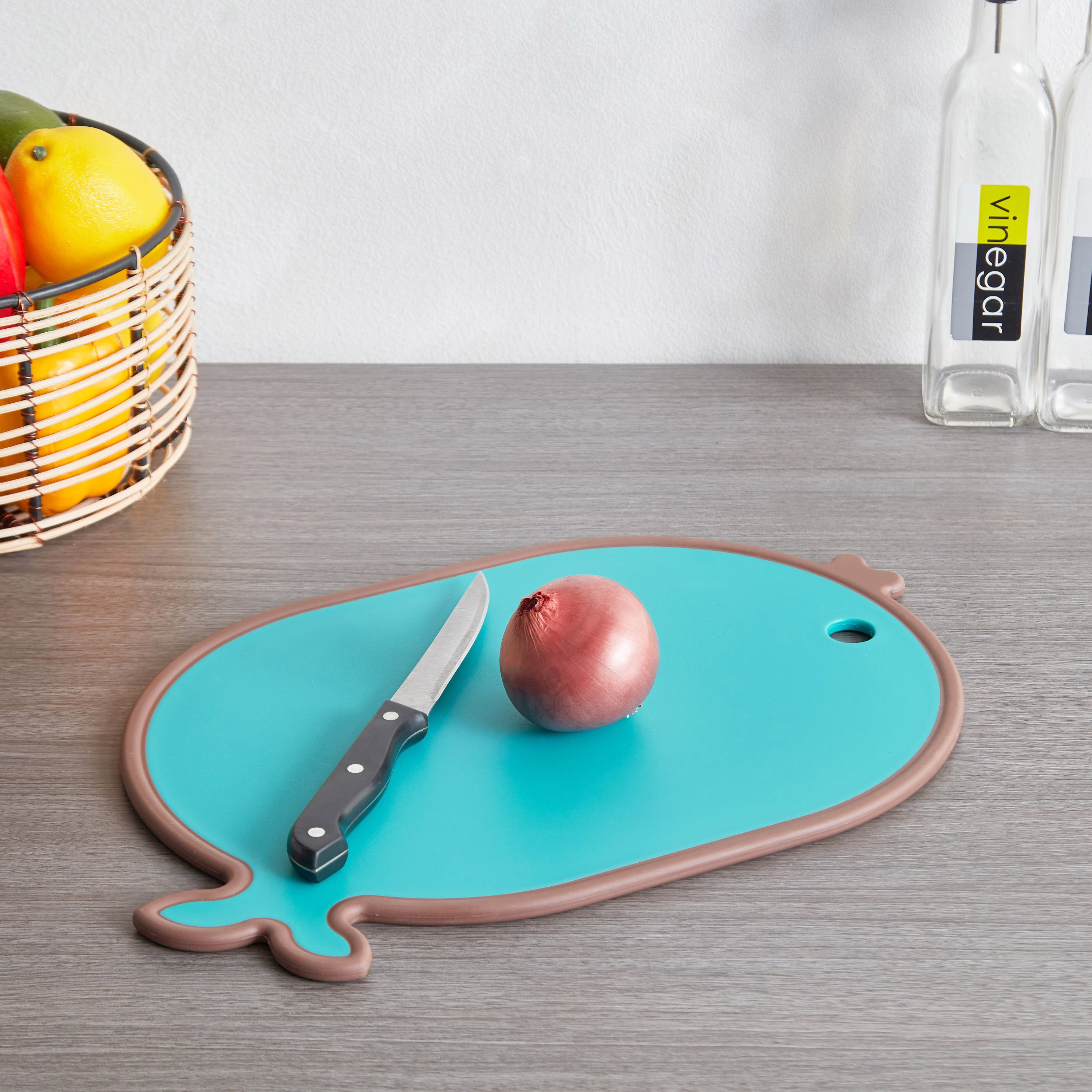 لوح تقطيع مضاد للبكتيريا من لوك أند لوك-hbxkitchen-kitchenware-choppingboards-image-1