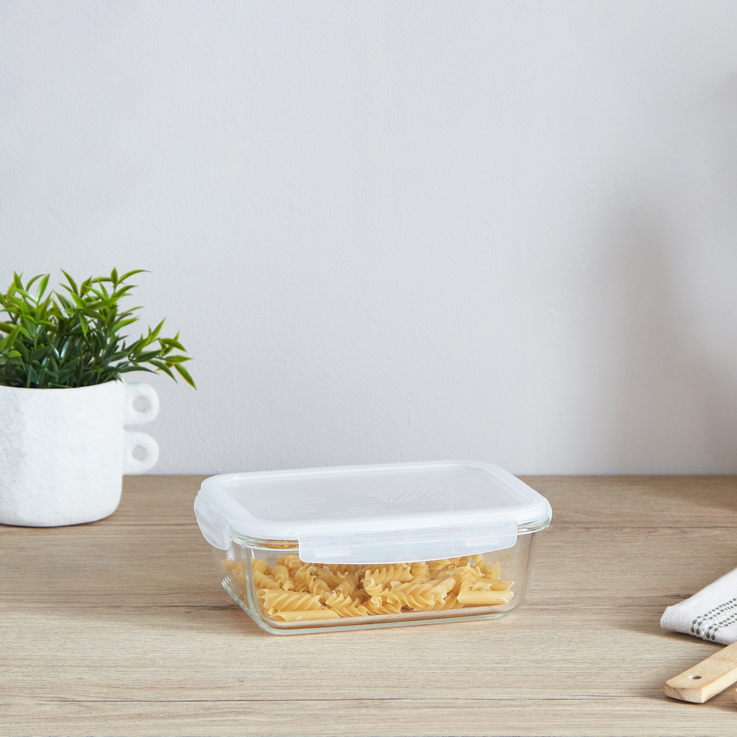 حاوية فرن زجاج مستطيلة مع غطاء من لوك أند لوك - 1.35 لتر-hbxhomeware-hbxkitchen-image-1