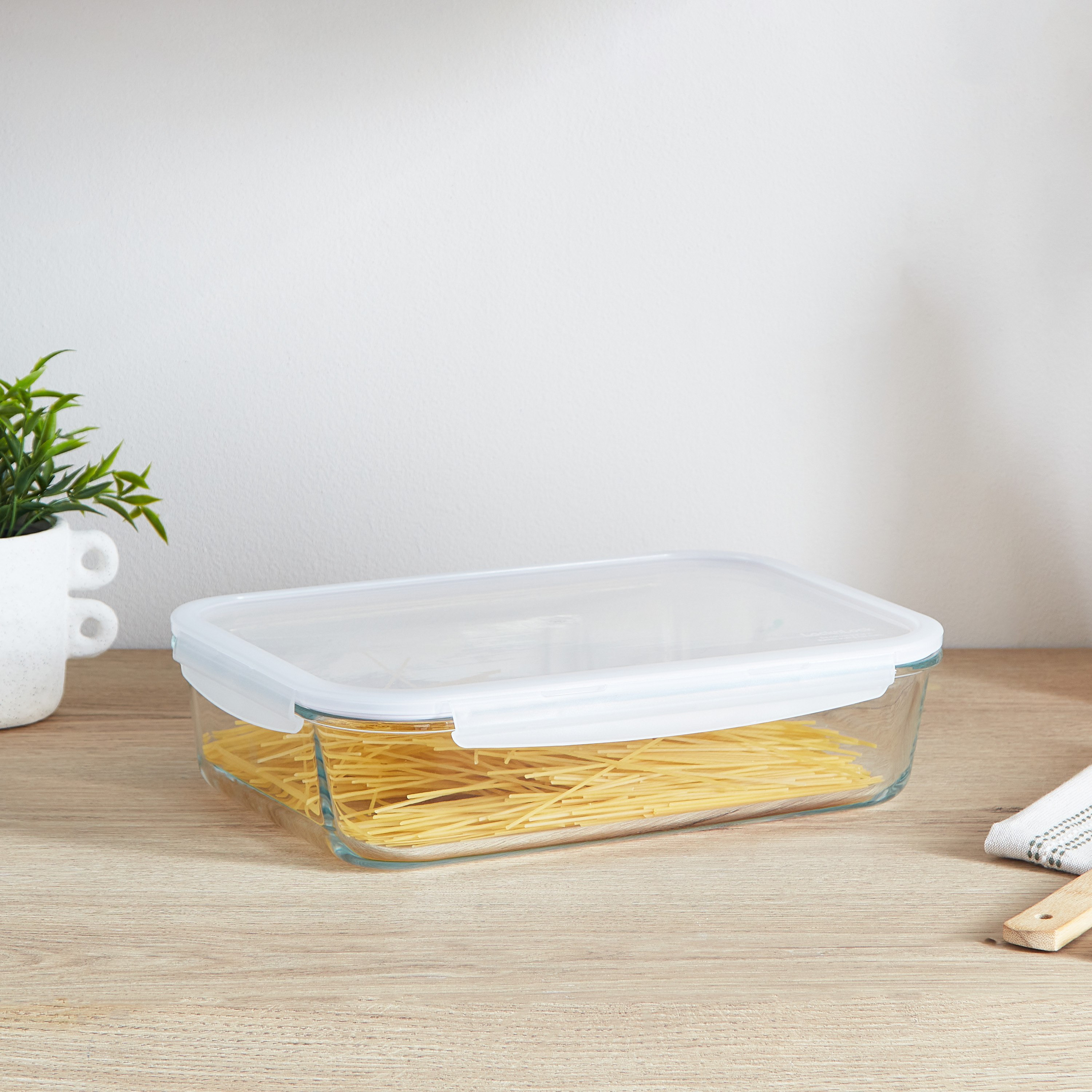 صحن فرن زجاجي مستطيل مع غطاء من لوك أند لوك - 3.6 لتر-hbxhomeware-hbxkitchen-image-1