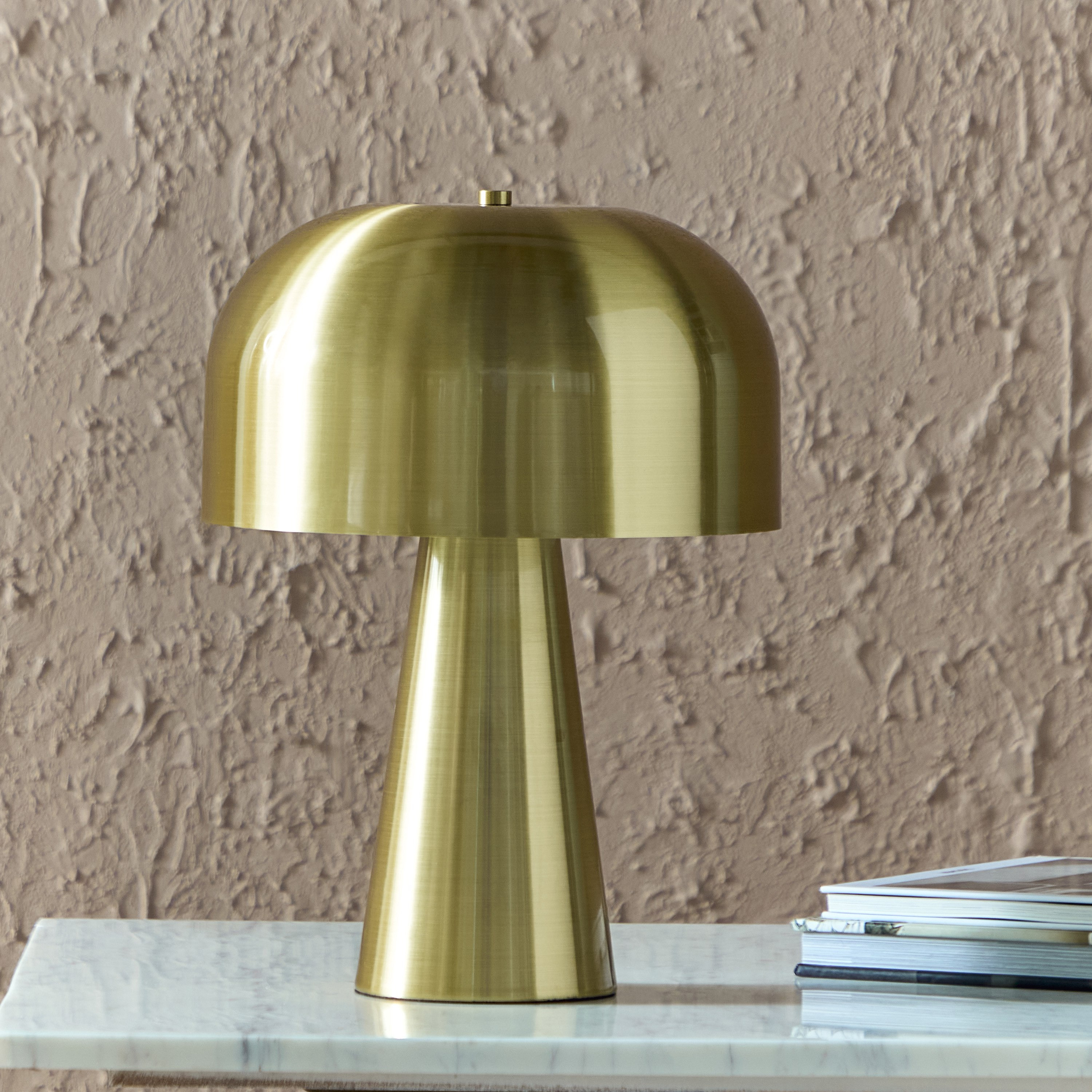 مصباح طاولة معدن من ستارك - 25x35 سم-hbxlivingroom-lighting-tablelamps-image-1