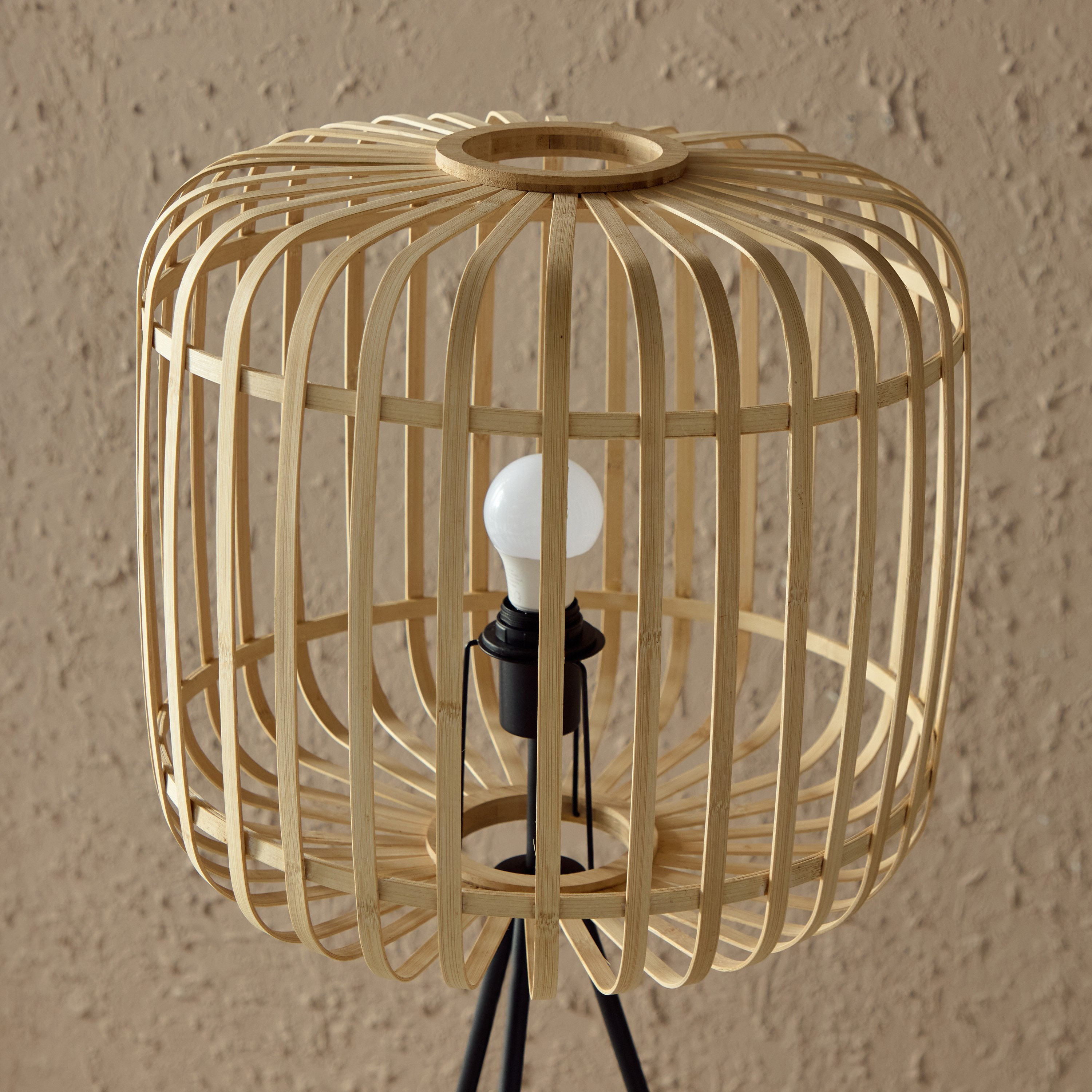 مصباح أرضية معدن ترايبود وغطاء من شرائح الخيزران الطبيعي من ستارك - 40x147 سم-hbxhomeware-hbxdecorandfurnishings-image-3