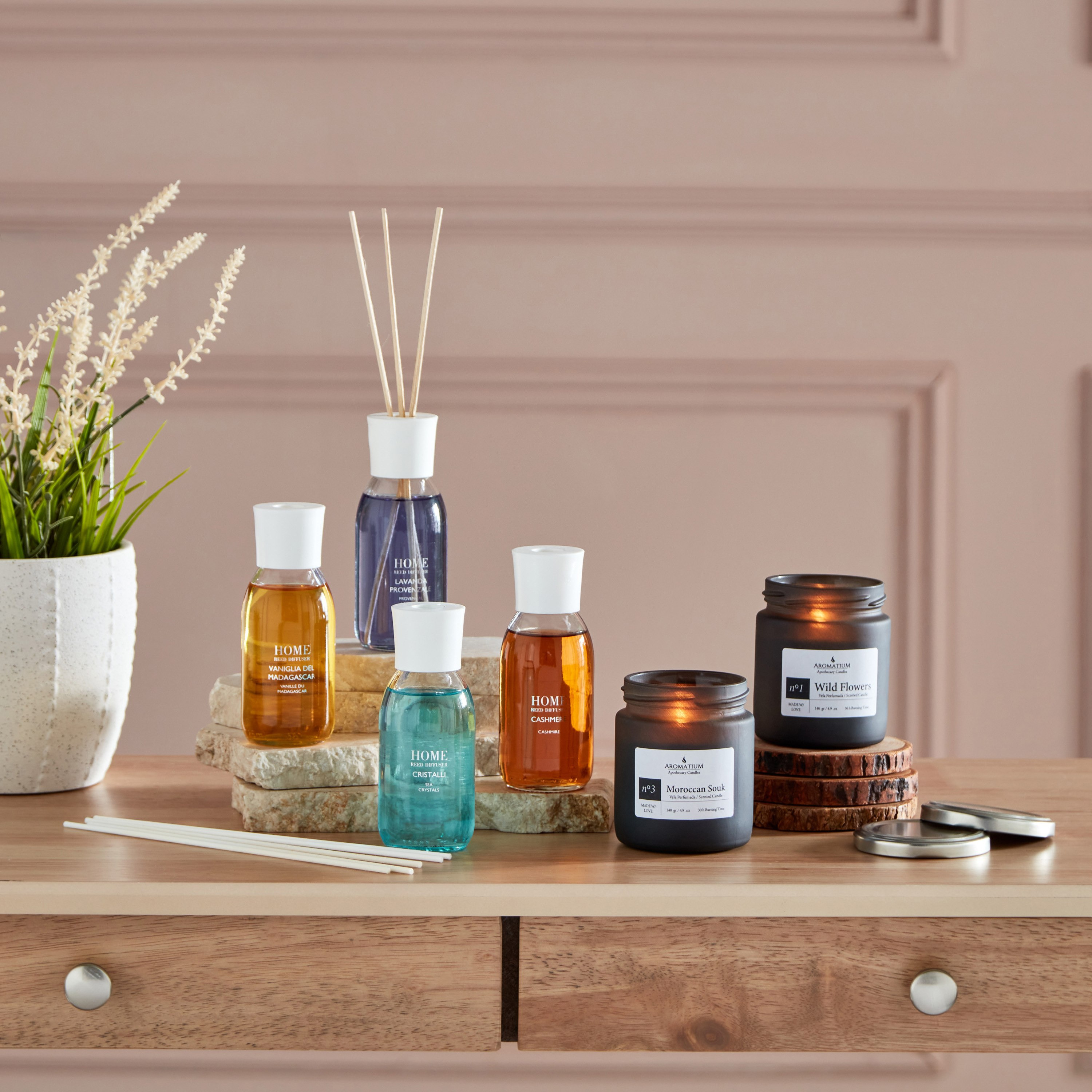 شمعة جرة معطرة السوق المغربي من فيلا أروماتيوم - 140 جم-hbxlivingroom-decorandaccessories-candles-image-5