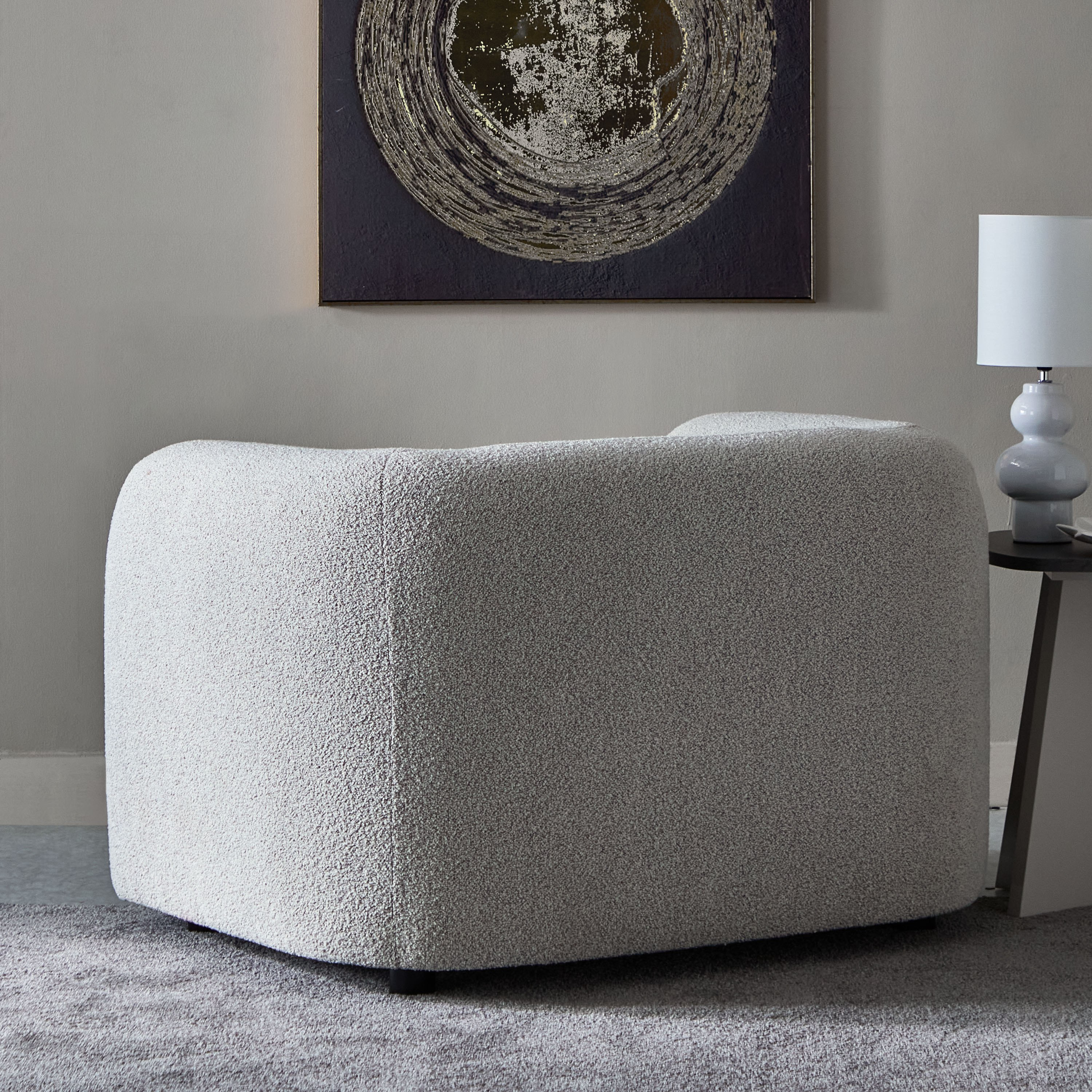كرسي قماش بمساند ذراعين من بارسيلو-hbxlivingroom-sofasandarmchairs-sofas-image-3