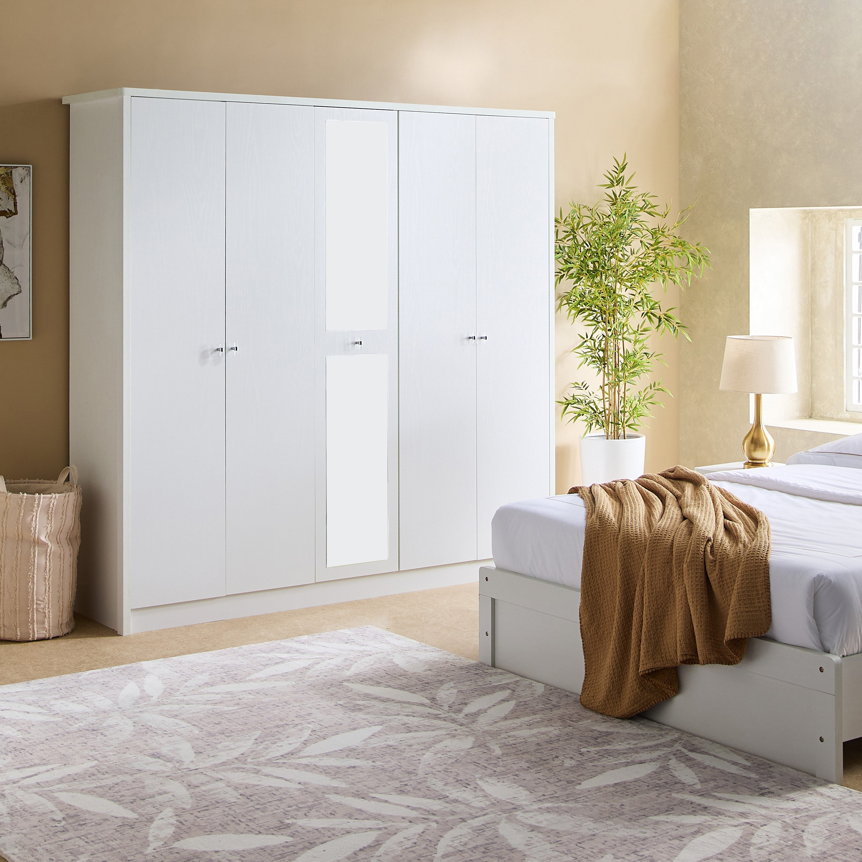 خزانة ملابس 5 أبواب مع مرآة - كورنيل من موڤو-hbxfurniture-wardrobes-image-1