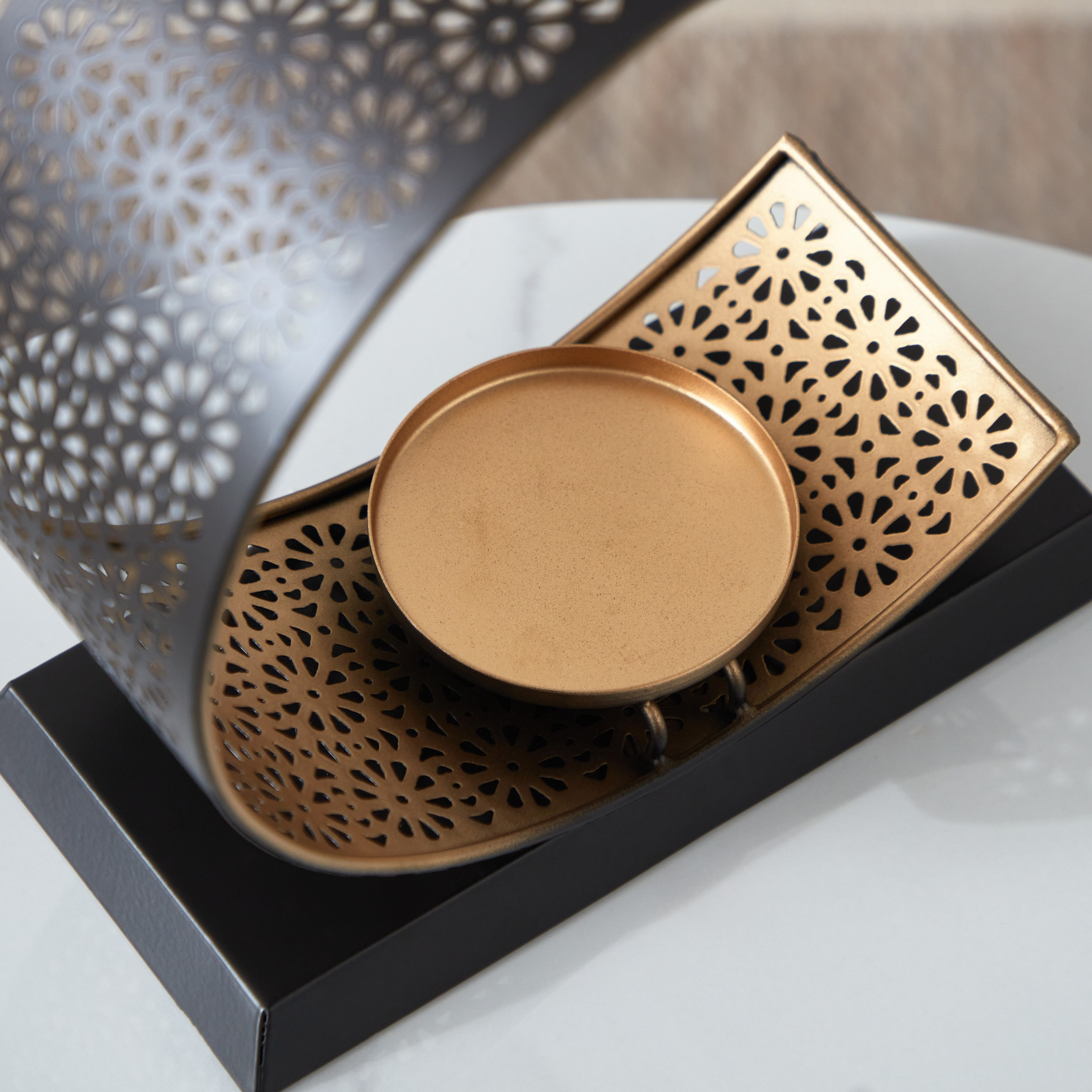 Isaba Metal Half Moon Votive Candleholder - 20x10x24 cm-hbxlivingroom-decorandaccessories-candleholders-image-4