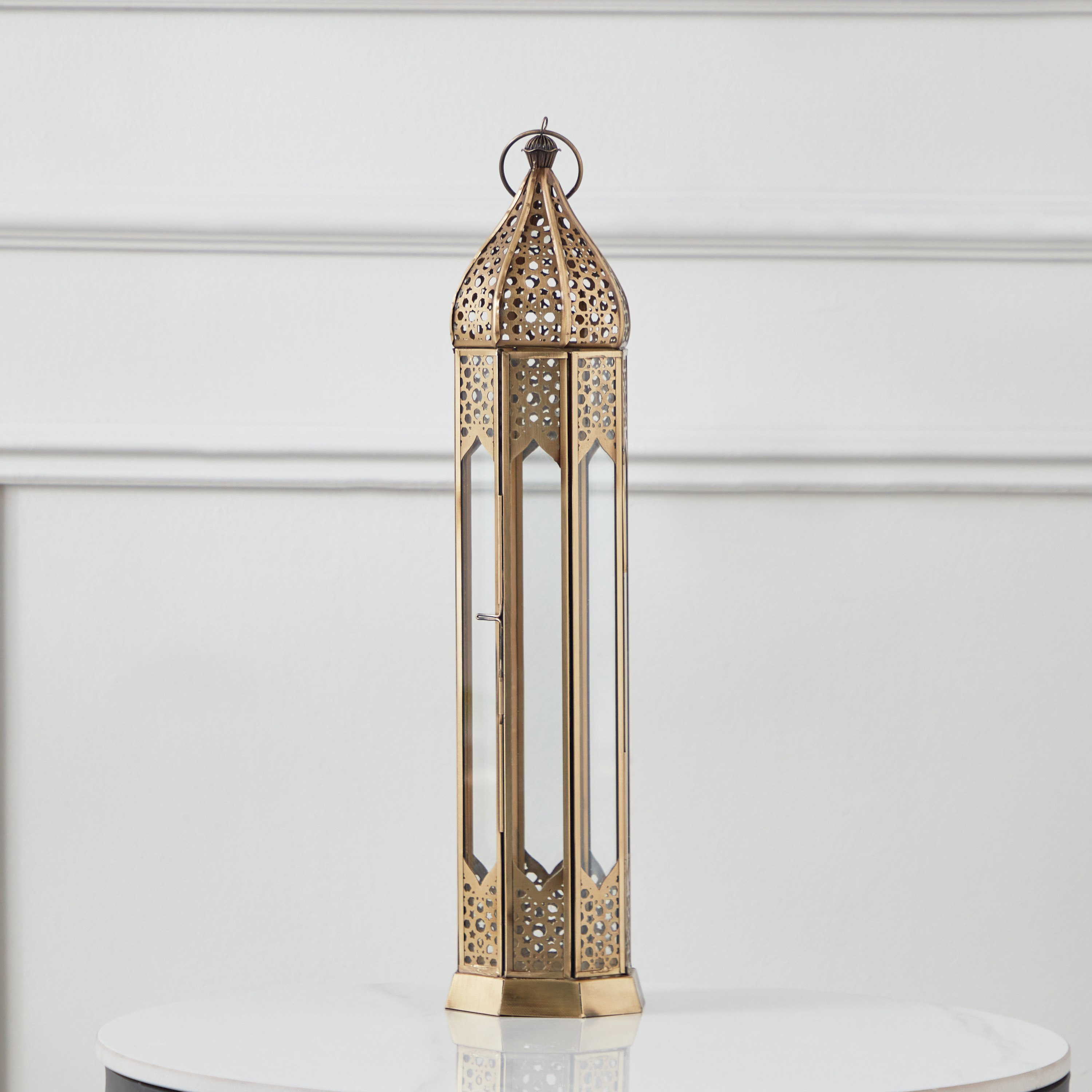 فانوس عتيق معدن بتفاصيل مفرّغة من إيسابا - 9x9x48 سم-hbxdecorandfurnishings-homeaccessories-lanterns-image-2
