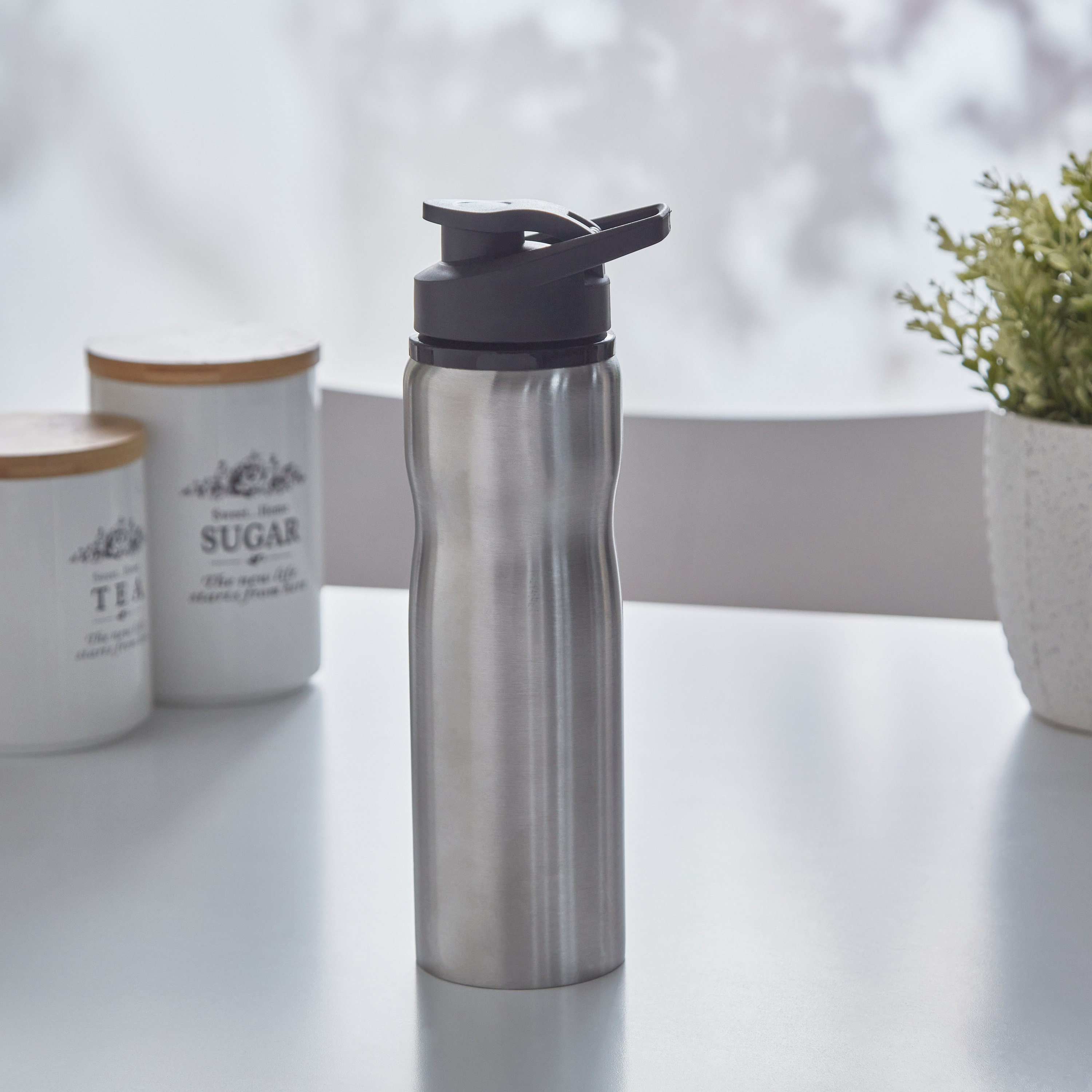 Stilo Stainless Steel Bottle - 750 ml-hbxhomeware-diningandtabletop-bottles-image-4