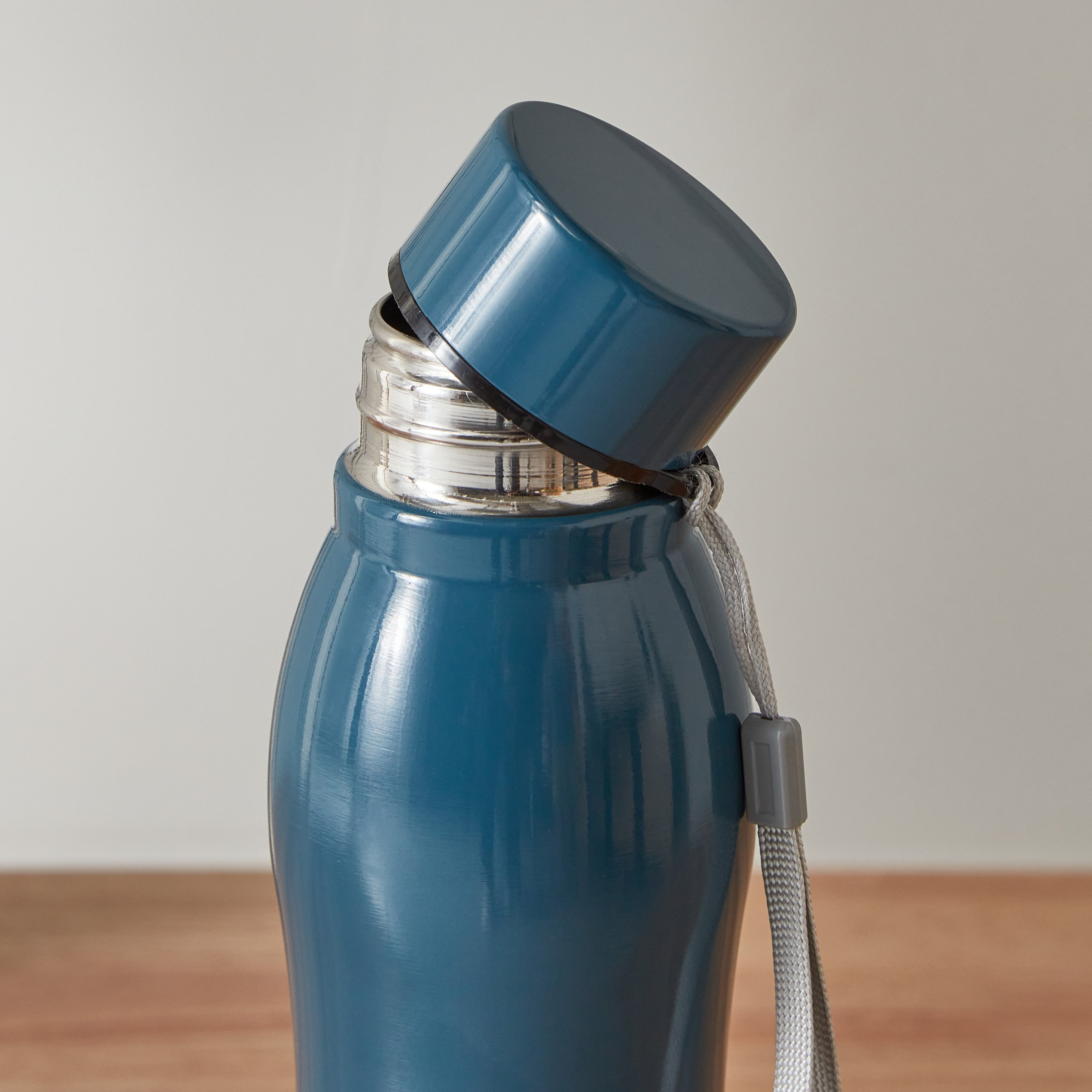 قارورة ستانلس ستيل من ستيلو - 1 لتر-hbxhomeware-hbxkitchen-image-3