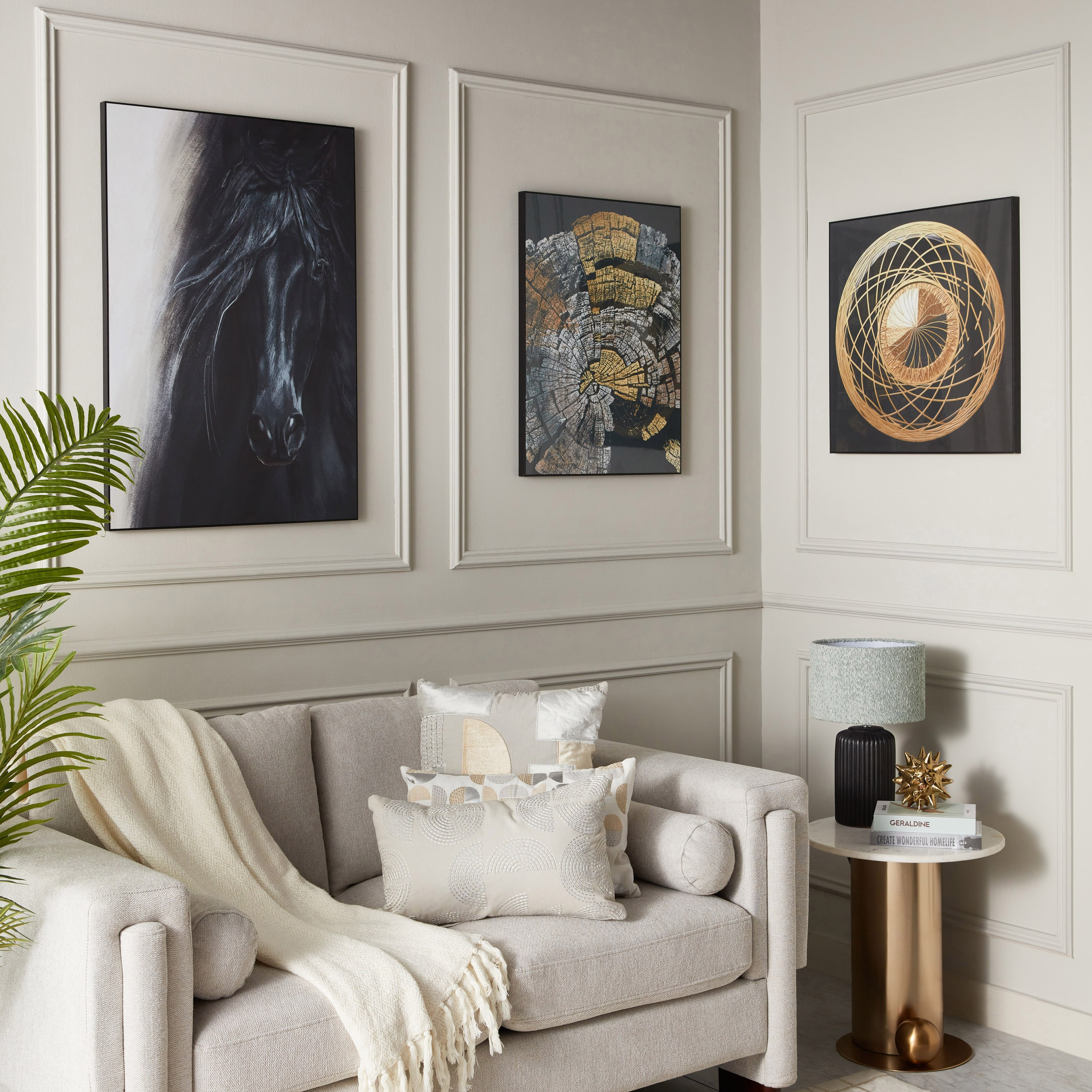لوحة مؤطرة عالية اللمعان لحصان من إقرأ - 60x90 سم-hbxhomeware-hbxdecorandfurnishings-image-5