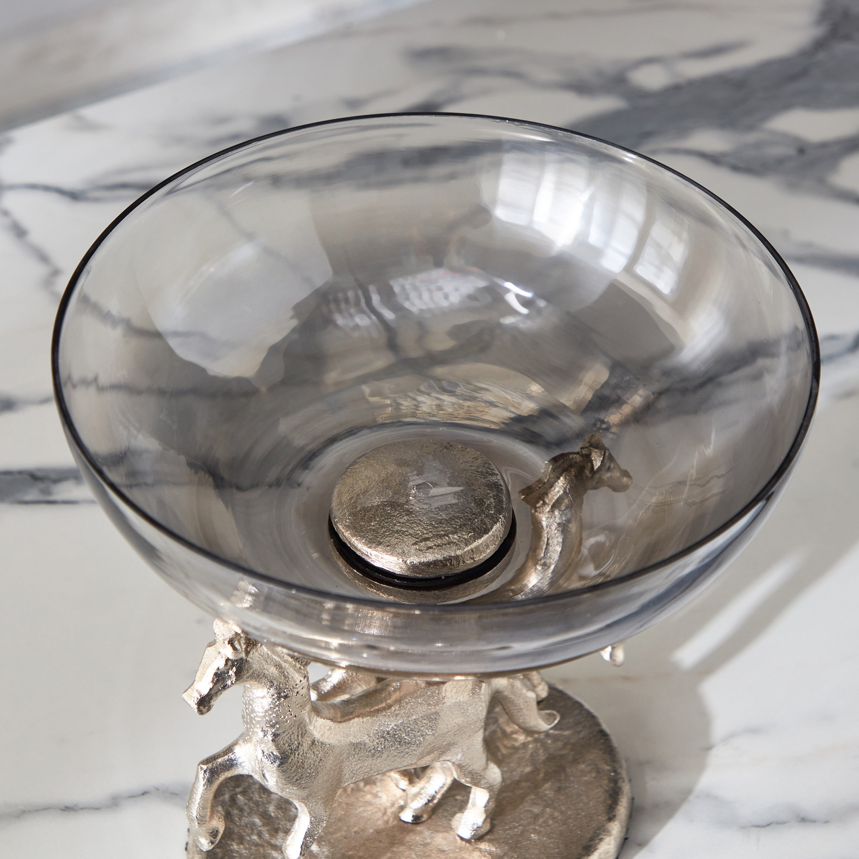 وعاء ديكور ألومنيوم بتصميم حصان من أسترو - 26x26x26 سم-hbxdecorandfurnishings-homeaccessories-bowls-image-4