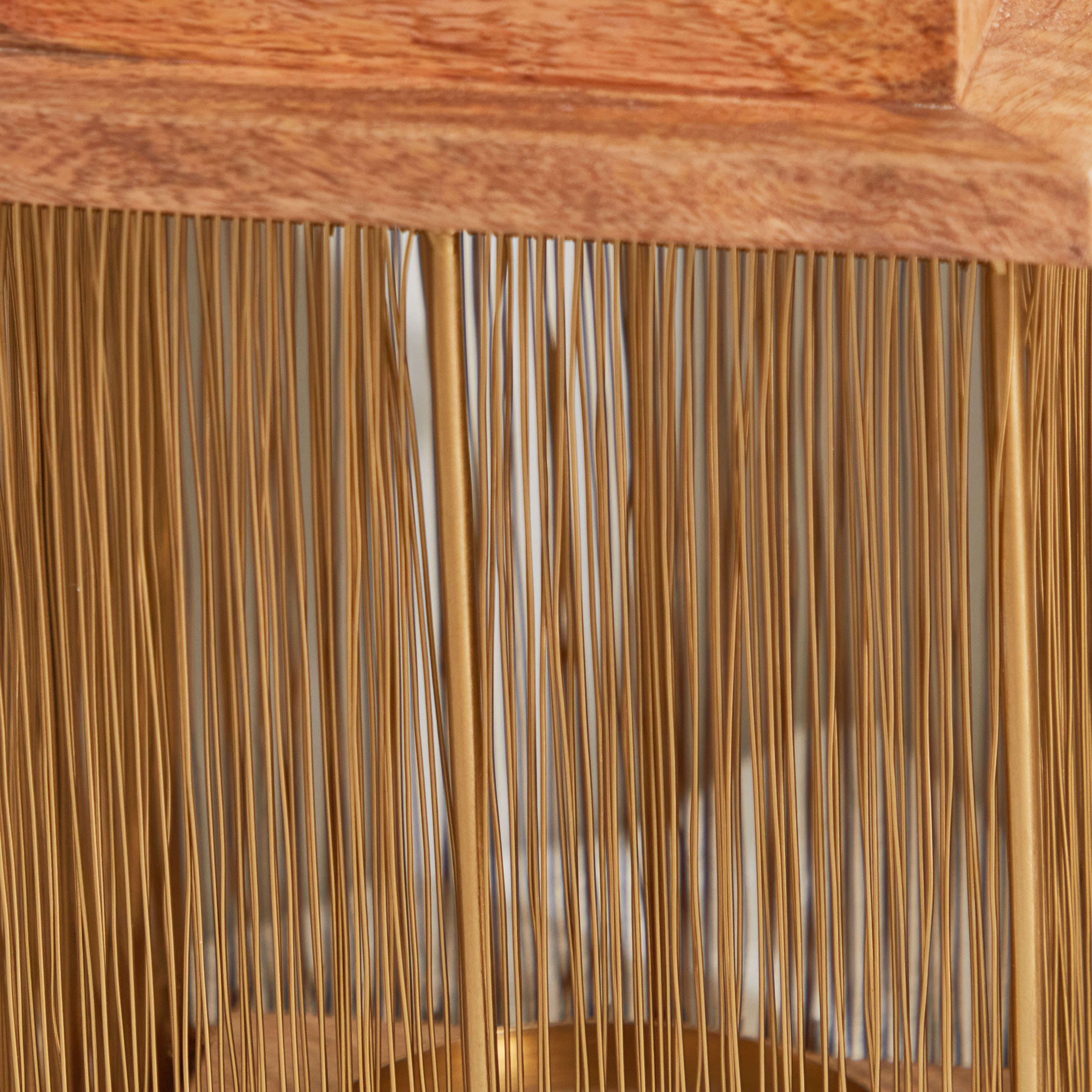 فانوس خشب بمقبض معدن من كليفتون - 15x15x24 سم-hbxdecorandfurnishings-homeaccessories-lanterns-image-3