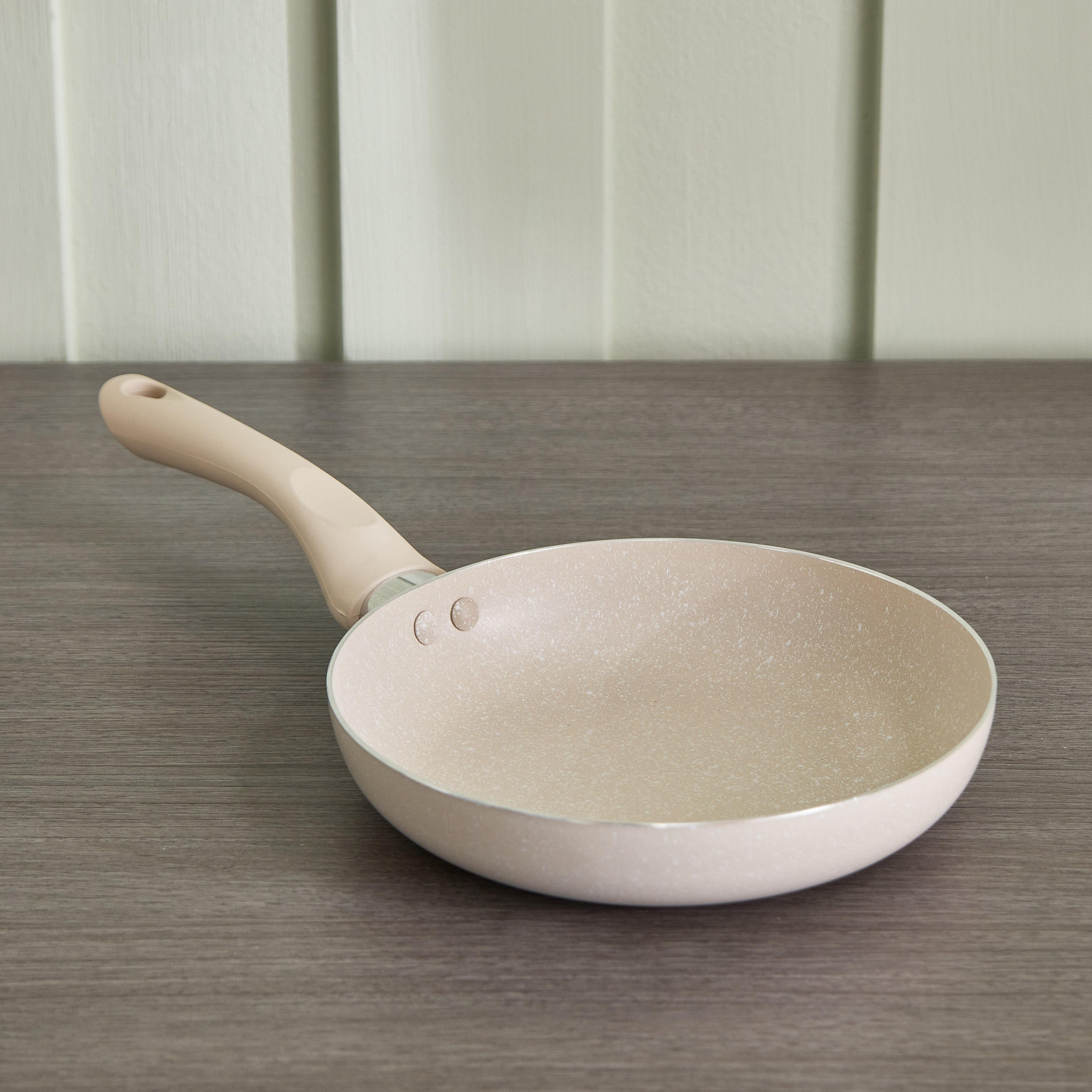 مقلاة بطلاء رخامي من فيست  - 20 سم-hbxhomeware-hbxkitchen-image-1