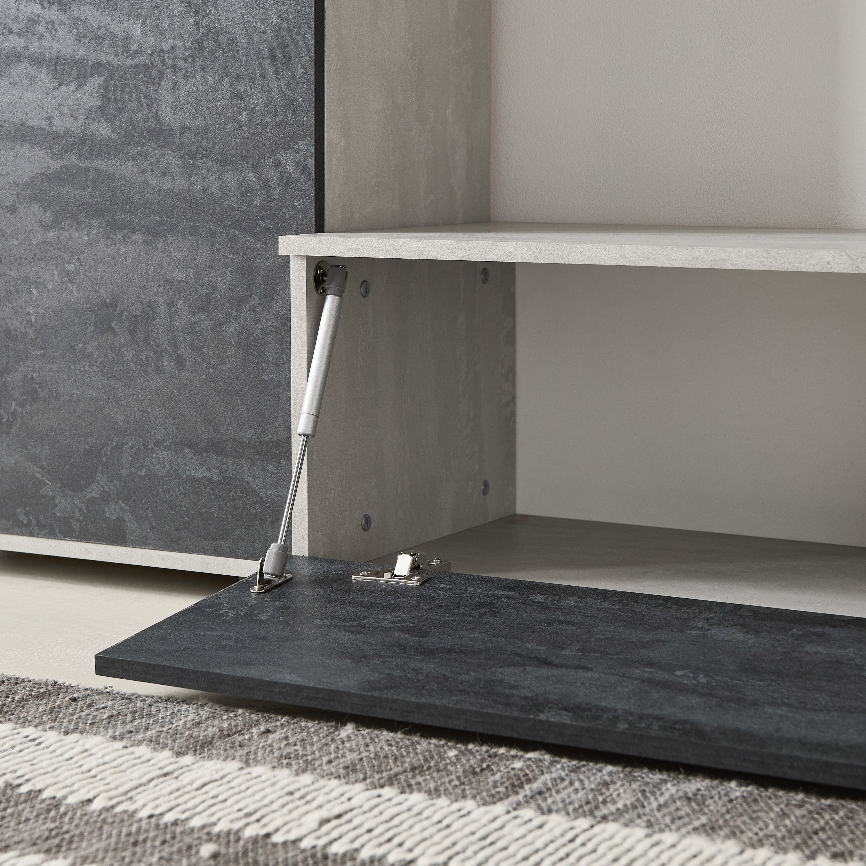 وحدة حائط بمساحة تخزين لأجهزة التلفزيون حتى 55 بوصة من باتارا-hbxlivingroom-mediaunitsandstorage-wallunits-image-7