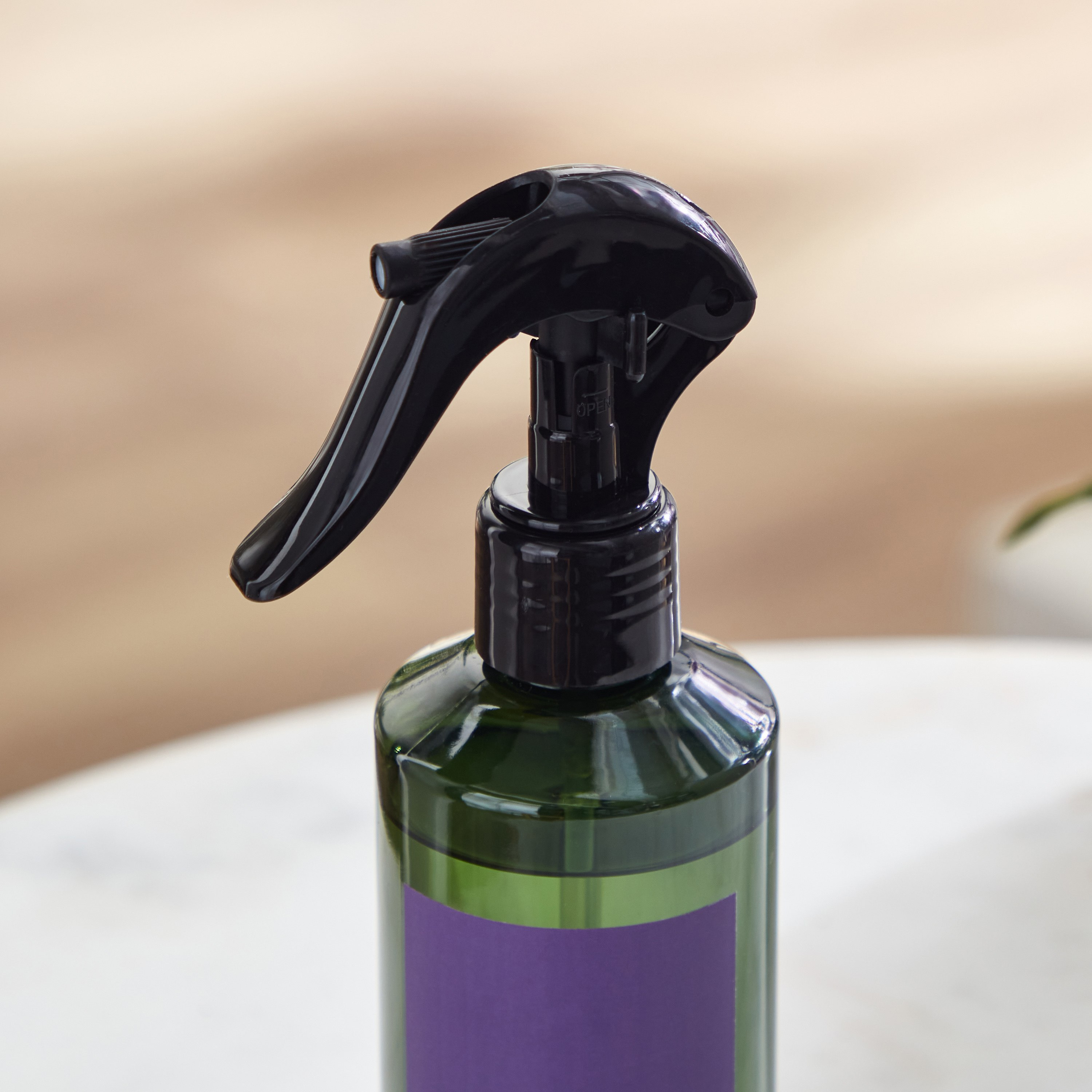 بخاخ معطر غرف مسك لينين من بالمي - 200 مل-hbxdecorandfurnishings-homefragrance-roomfreshnersandaromamist-image-2