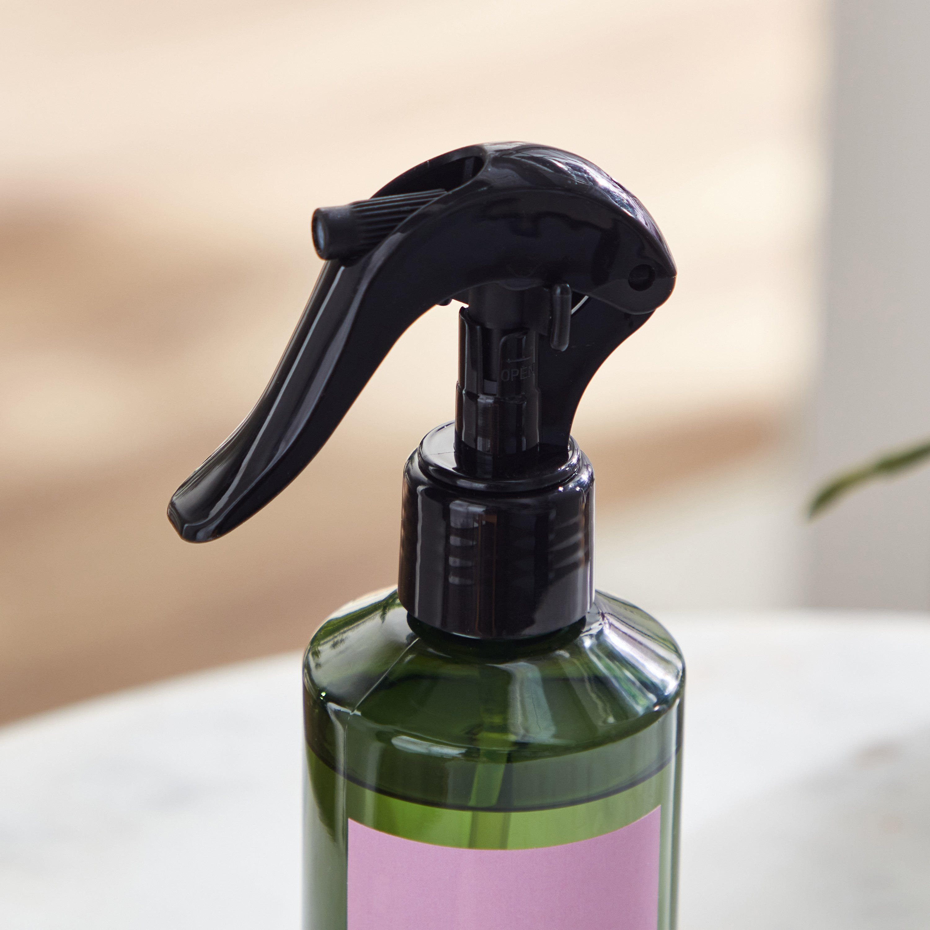 بخاخ معطر الغرف سيتروس روج من بالمي - 200 مل-hbxdecorandfurnishings-homefragrance-roomfreshnersandaromamist-image-2