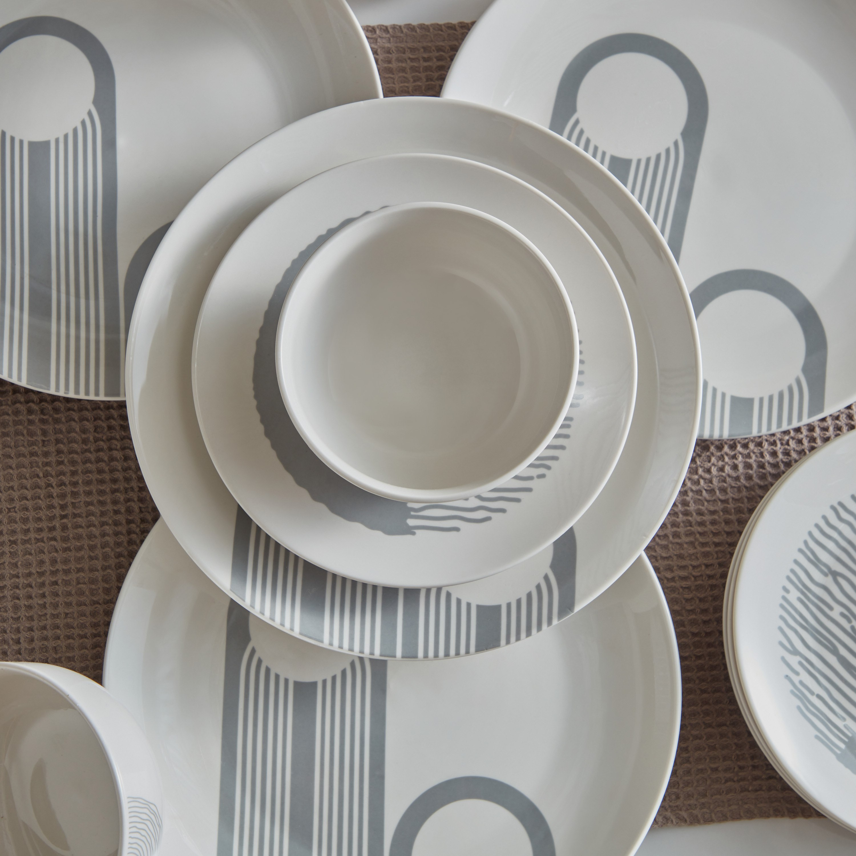 طقم عشاء 12 قطعة من فيستا - 4 أشخاص-hbxhomeware-hbxkitchen-image-3