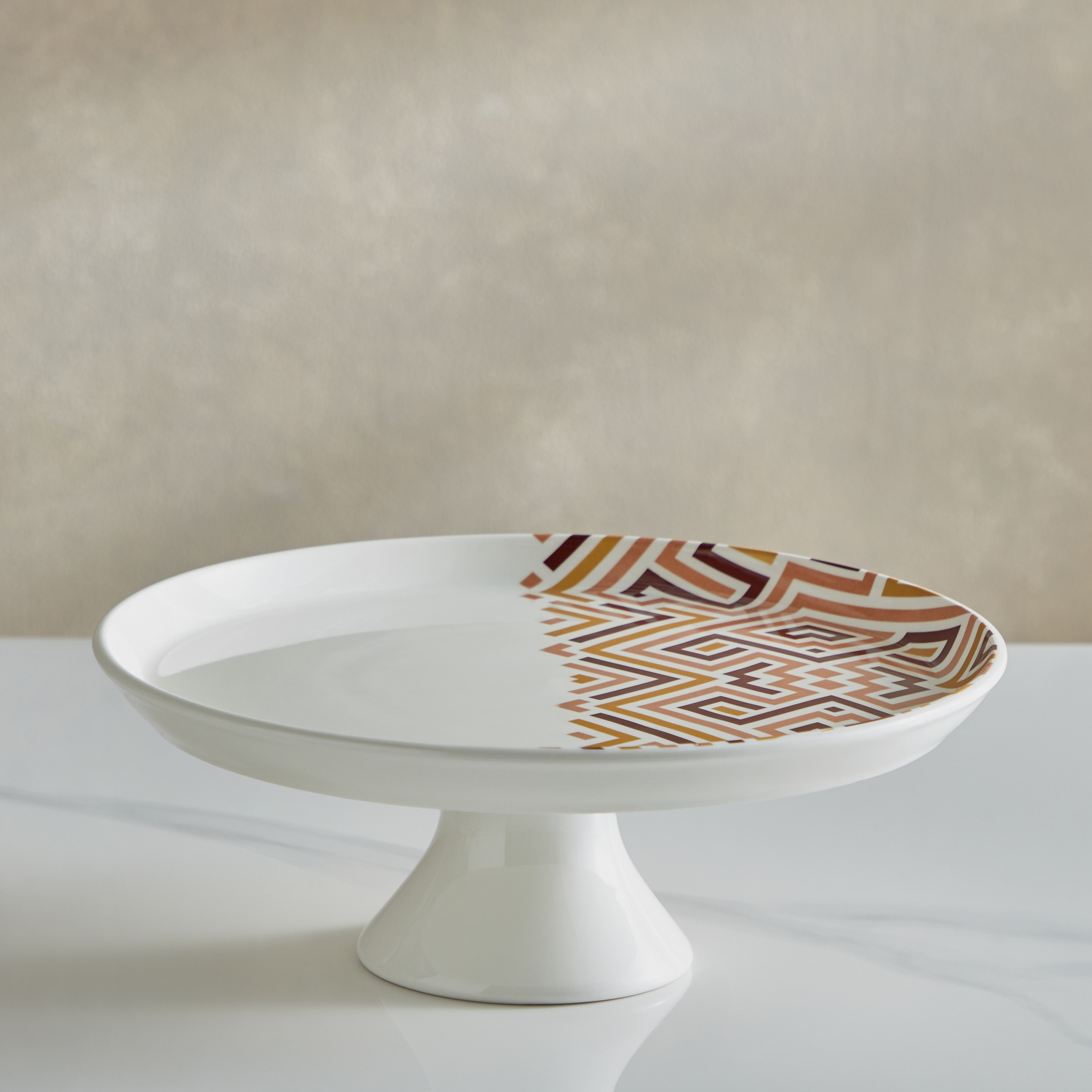 صحن كيك من فيفيد-hbxdecorandfurnishings-tabletop-serveware-image-2