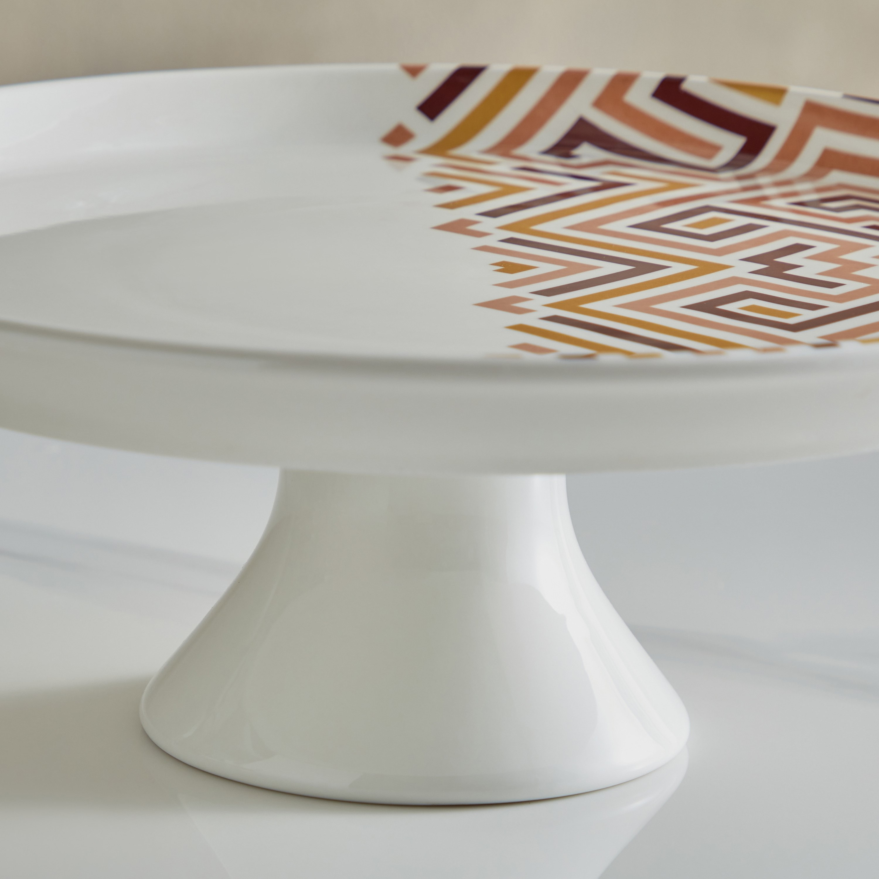 صحن كيك من فيفيد-hbxdecorandfurnishings-tabletop-serveware-image-4