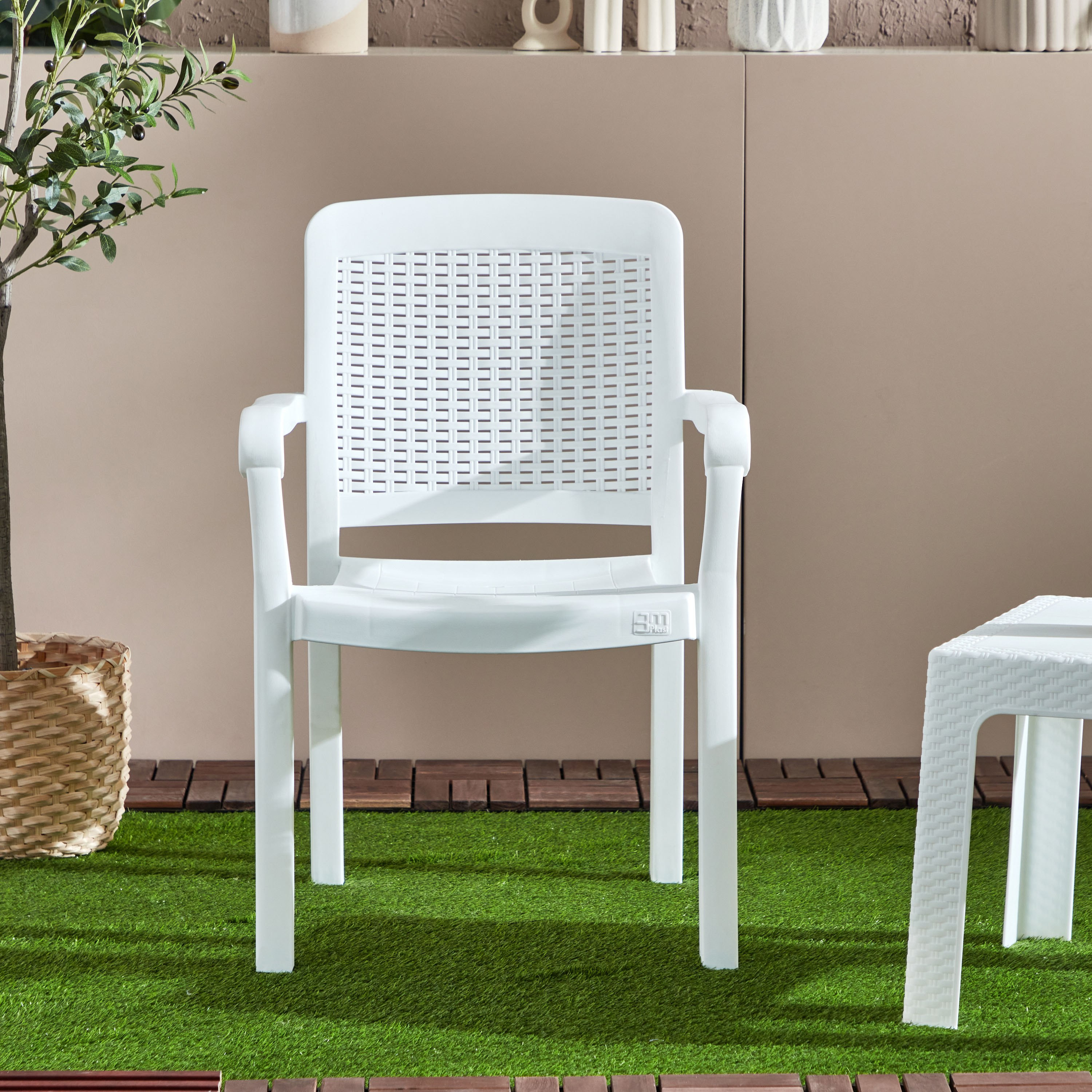 كرسي خارجي بمساند ذراعين - فيرا أوتا من موڤو-hbxfurniture-outdoor-swingsandchairs-image-3