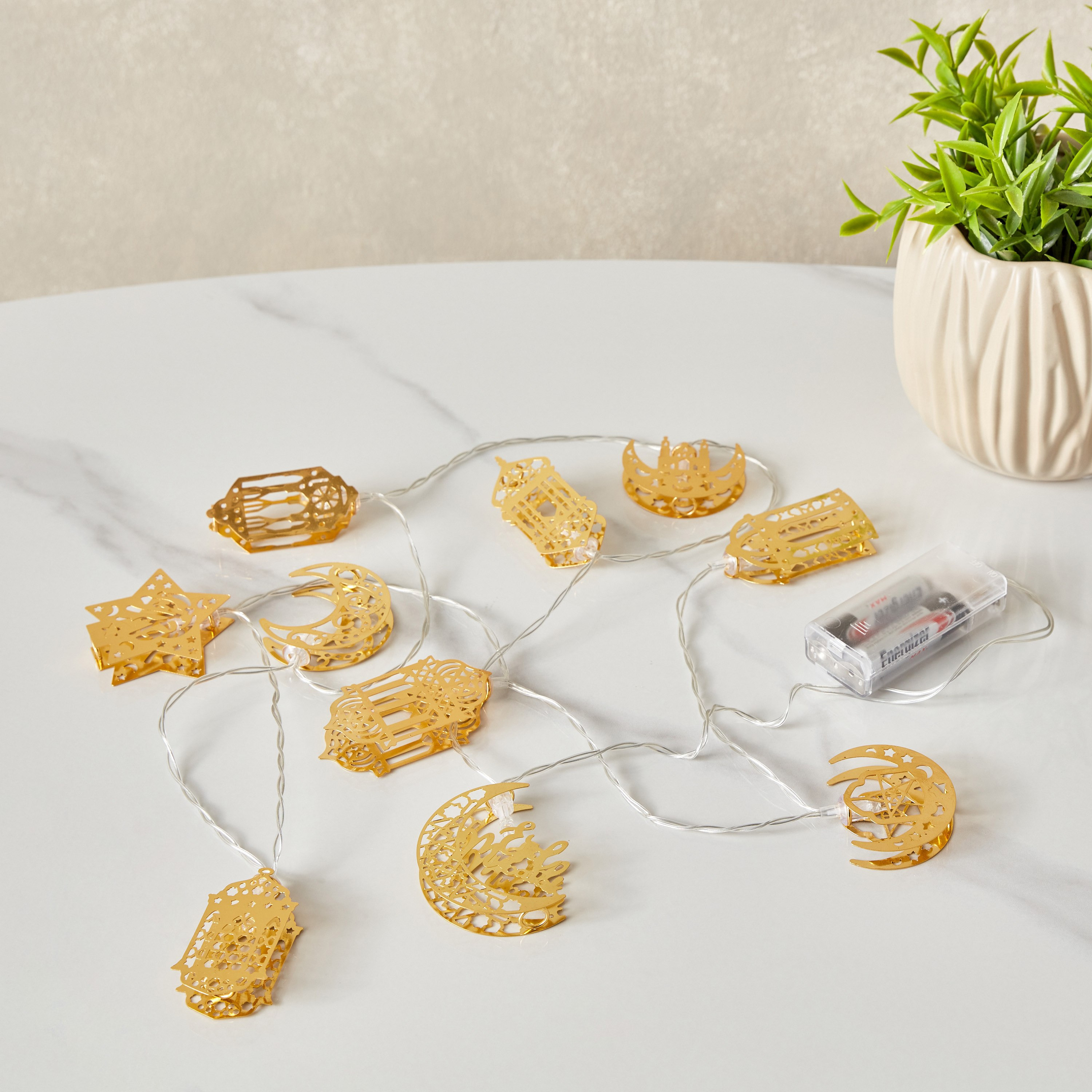 حبل إضاءة ديكور معدني بـ 10 لمبات إل إي دي مايكرو من أورلا - 165 سم-hbxdiningroom-lighting-decorativesandstringlights-image-2