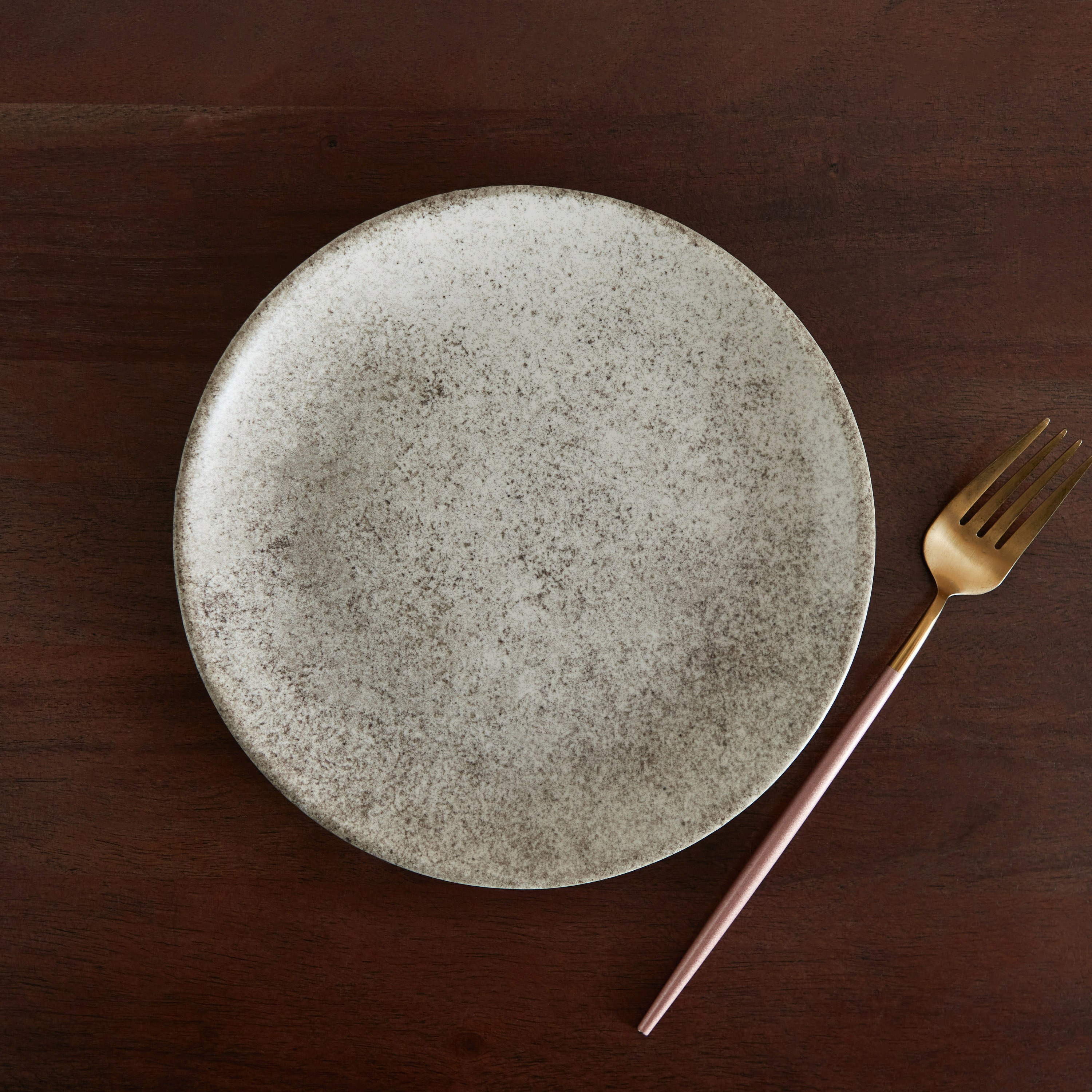 Concrete Dessert Plate-hbxdecorandfurnishings-tabletop-crockery-image-1