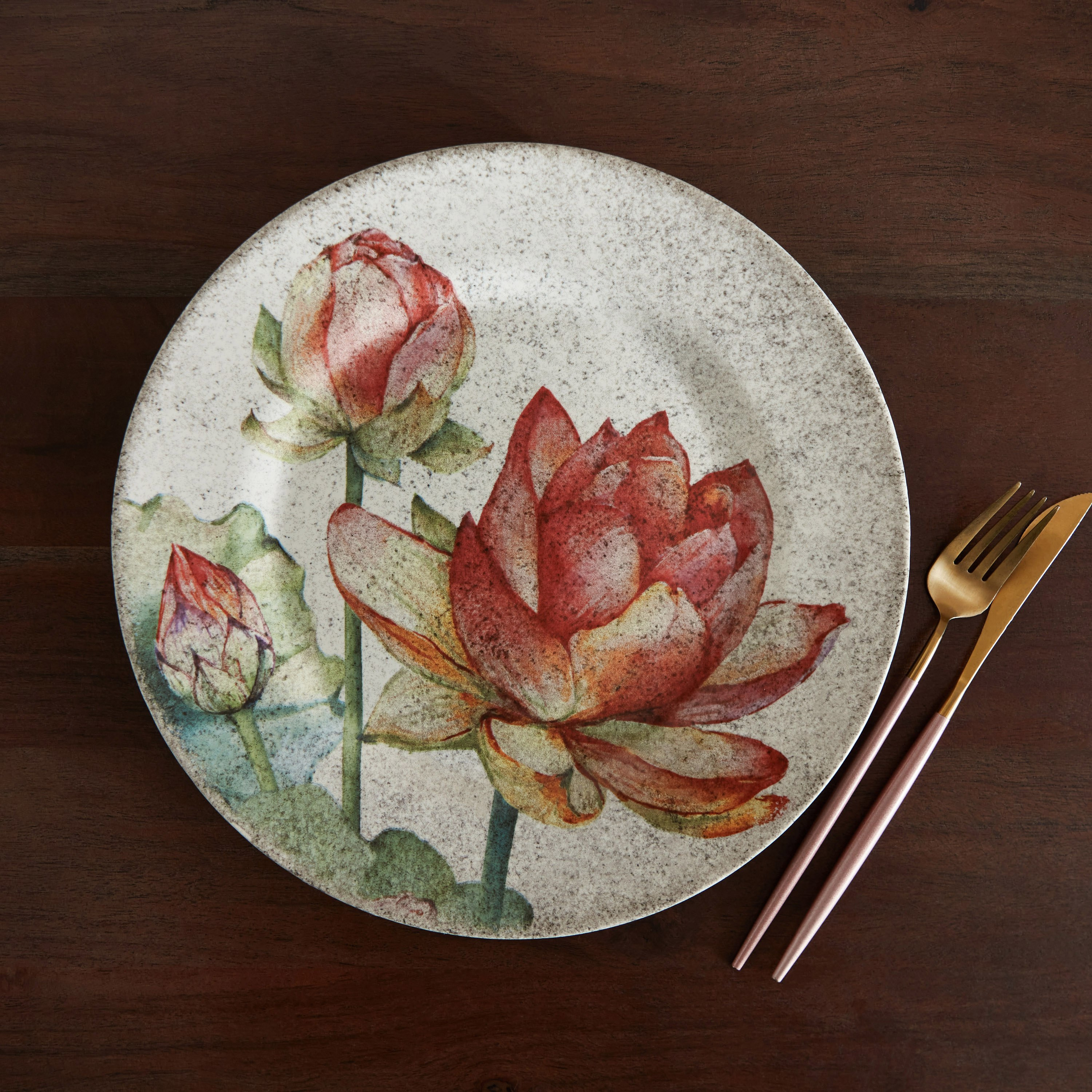 صحن عشاء من لوتس-hbxdecorandfurnishings-tabletop-crockery-image-1