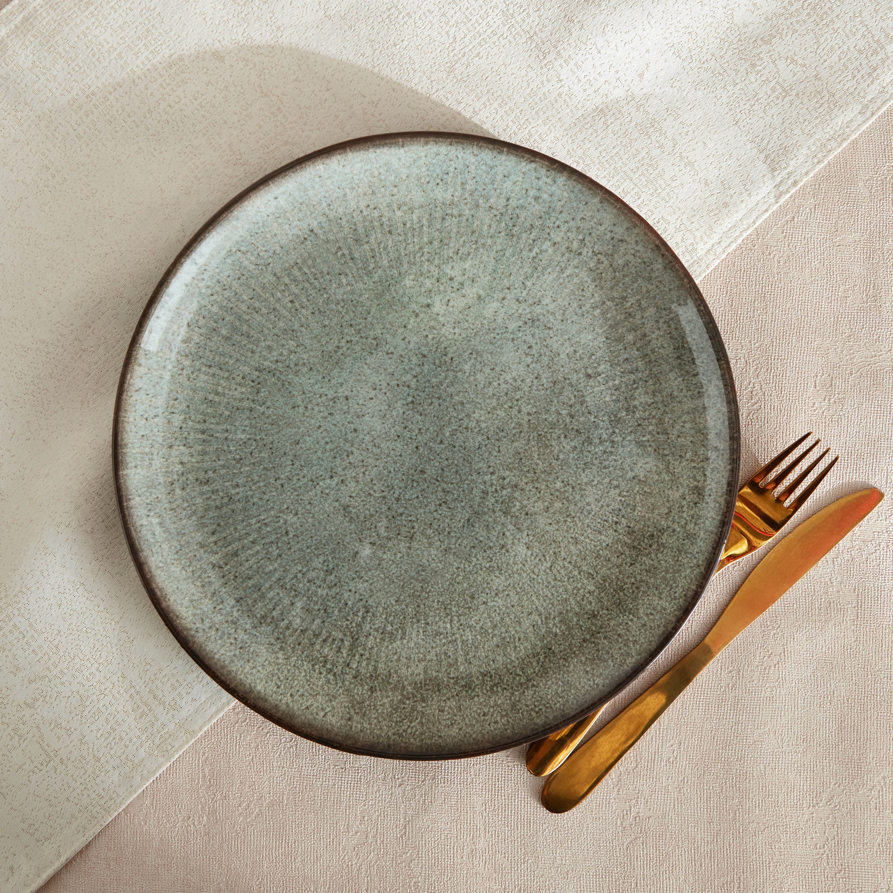 صحن عشاء من سيريا-hbxdecorandfurnishings-tabletop-crockery-image-1