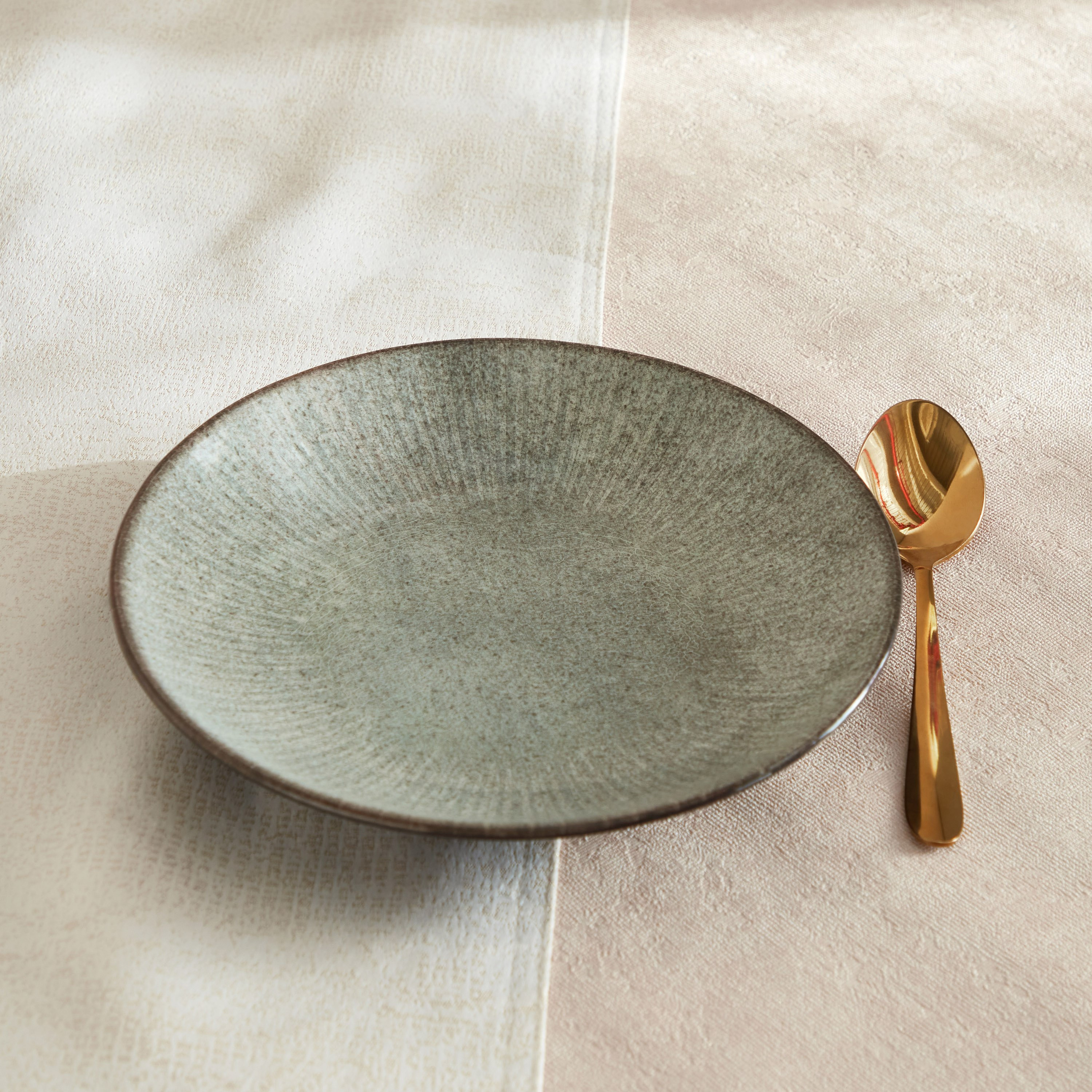 Siria Soup Plate-hbxdecorandfurnishings-tabletop-crockery-image-2
