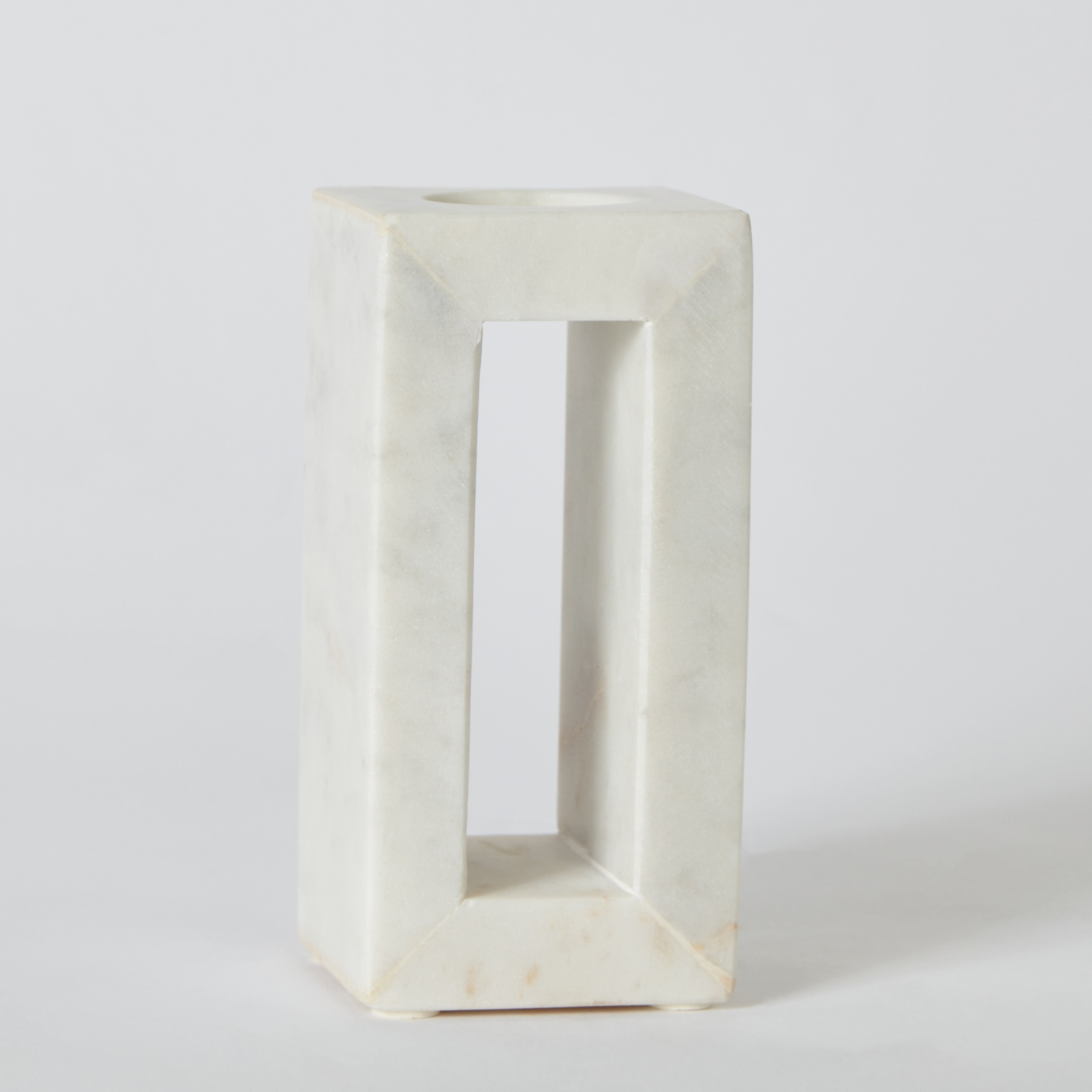 حامل شموع من الرخام الطبيعي - 7.5x7.5x15 سم-hbxlivingroom-decorandaccessories-candleholders-image-5