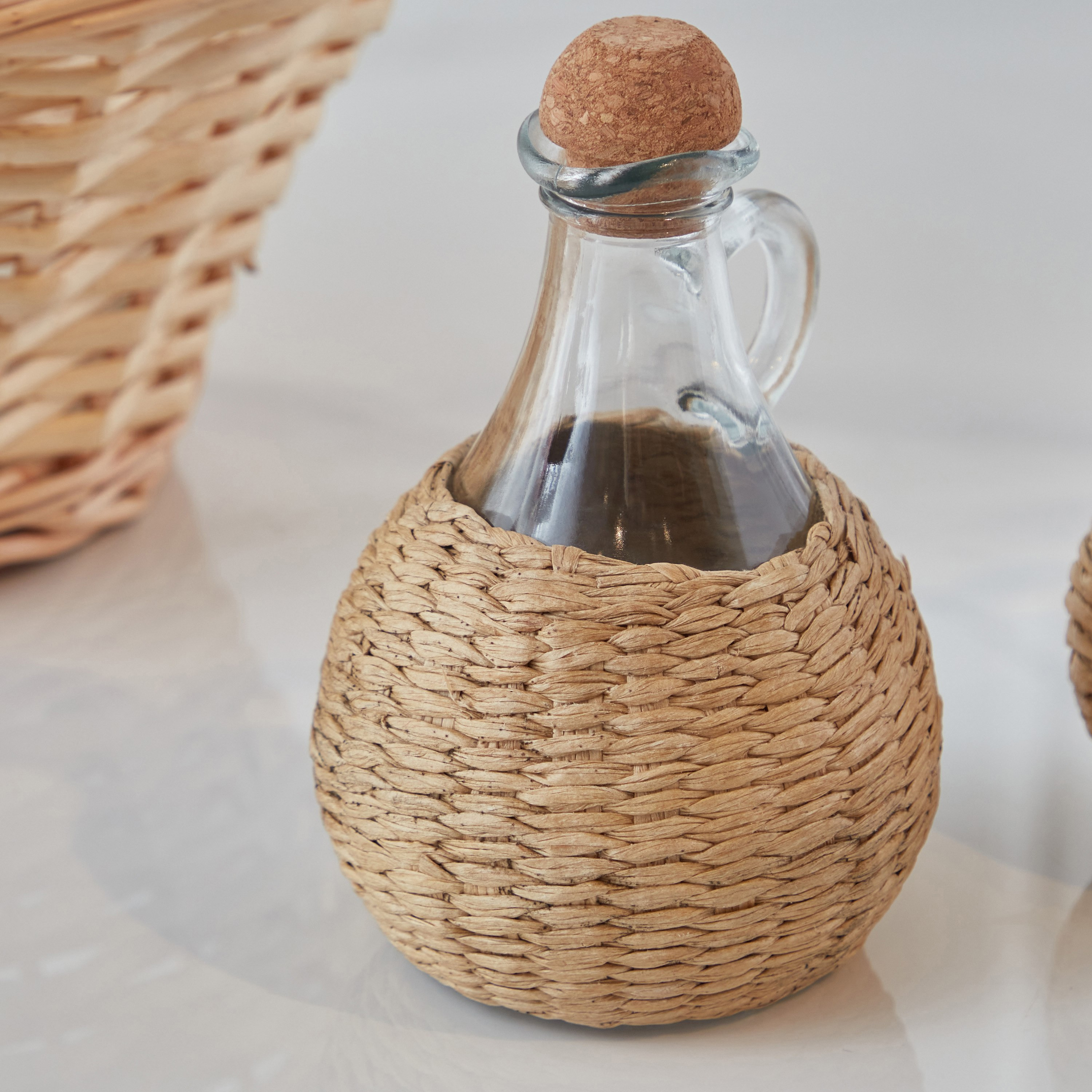 طقم أوعية تقديم زجاجية 3 قطع مع قارورة زيت من مينيمالست-hbxdecorandfurnishings-tabletop-serveware-image-3