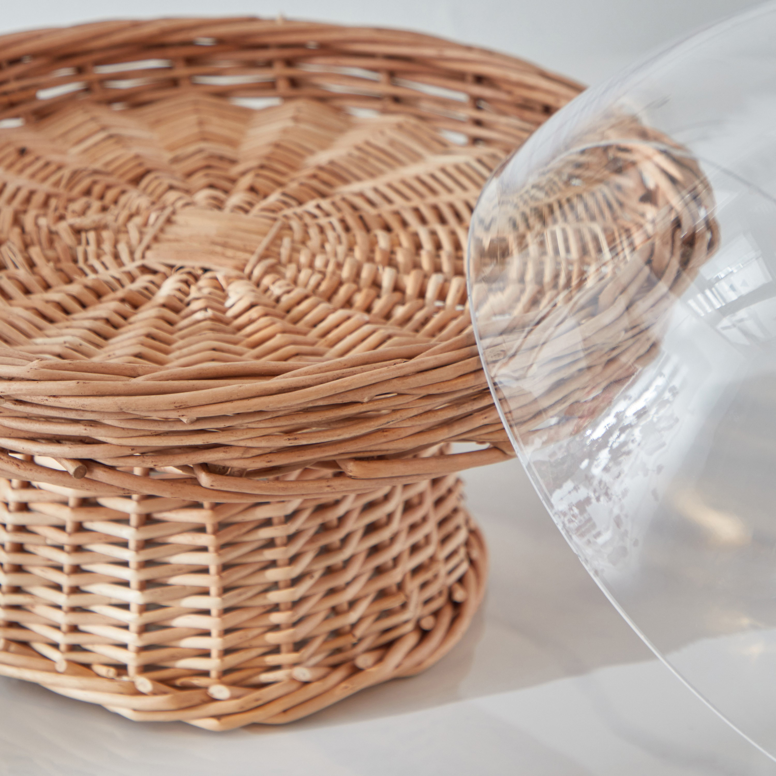 مجموعة قبة كيك زجاجية من قطعتين من منيماليست-hbxdecorandfurnishings-tabletop-serveware-image-4