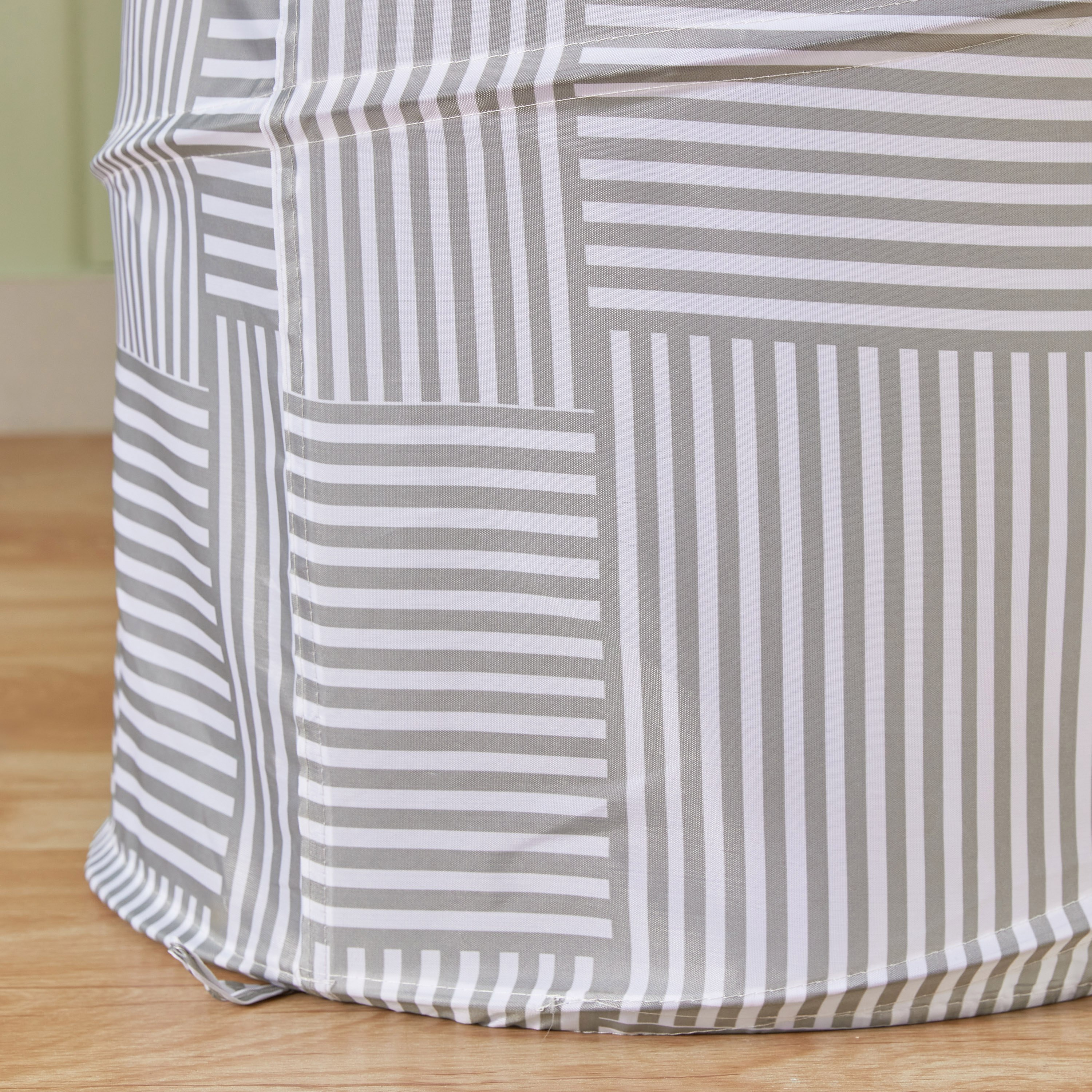 سلة غسيل بوليستر بطبعات من أريستو - 42x55 سم-hbxbathroom-bathroomstorage-laundryhampers-image-4