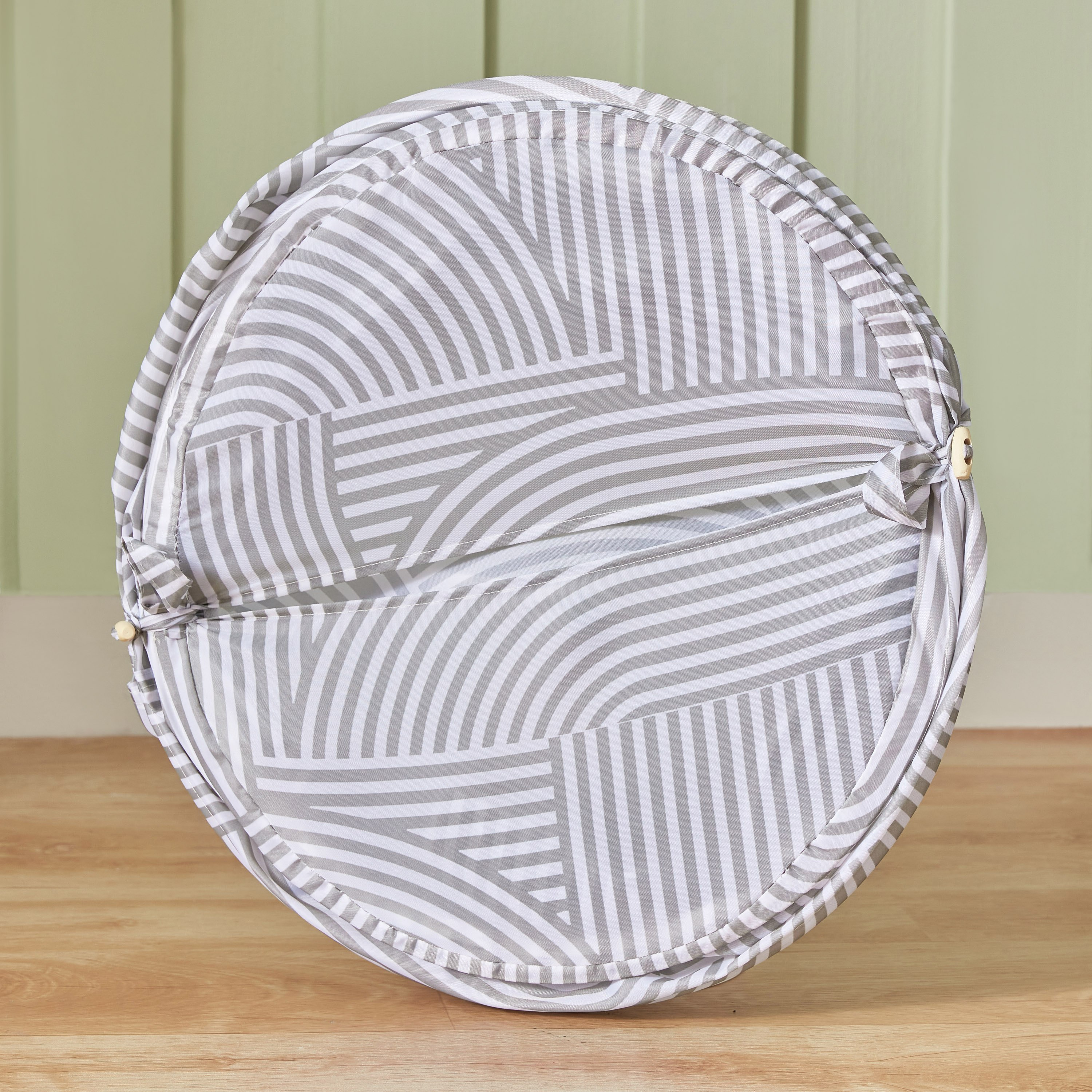 سلة غسيل بوليستر بطبعات من أريستو - 42x55 سم-hbxbathroom-bathroomstorage-laundryhampers-image-5