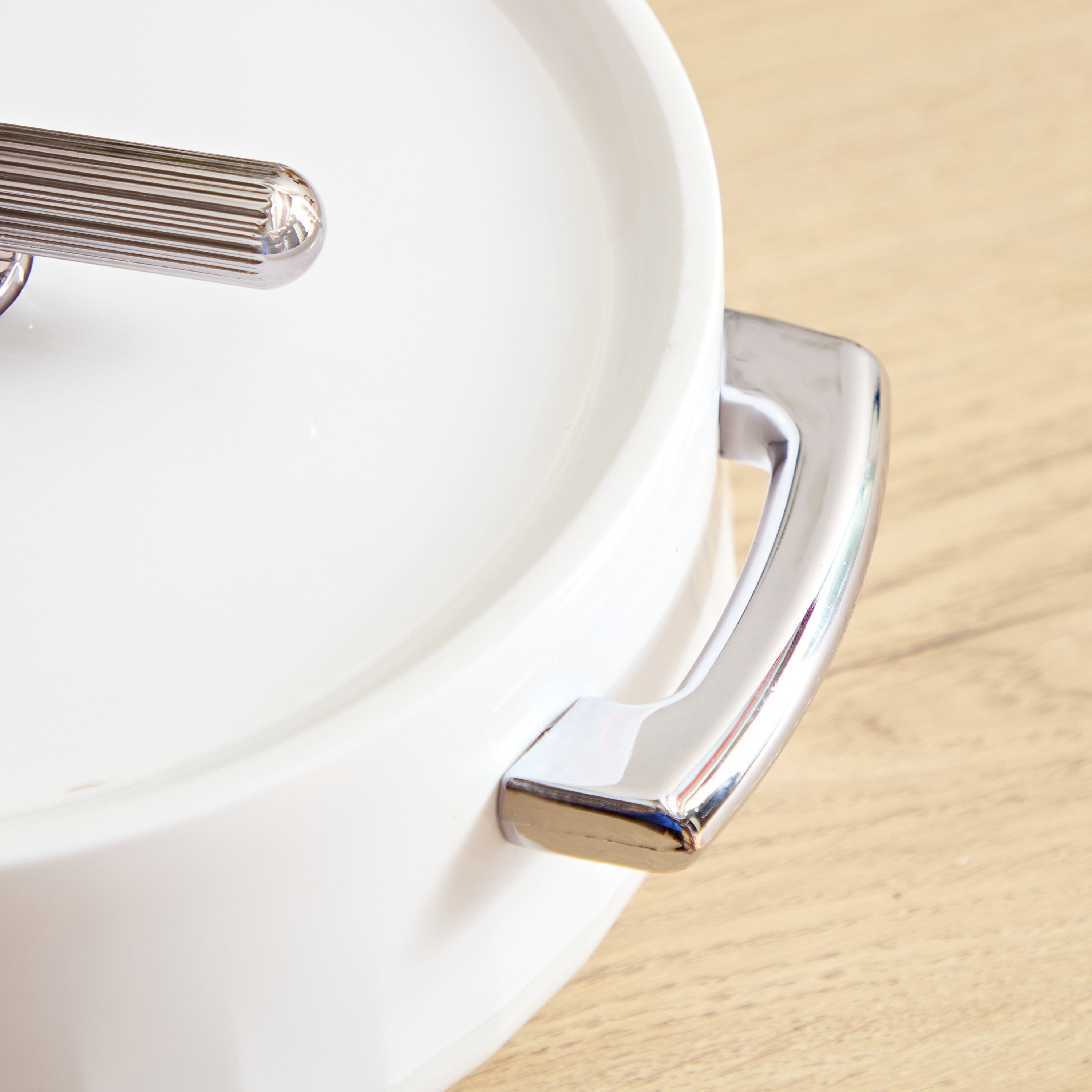 Elegance Hot Pot Casserole - 1.7 L-hbxdecorandfurnishings-tabletop-serveware-image-4