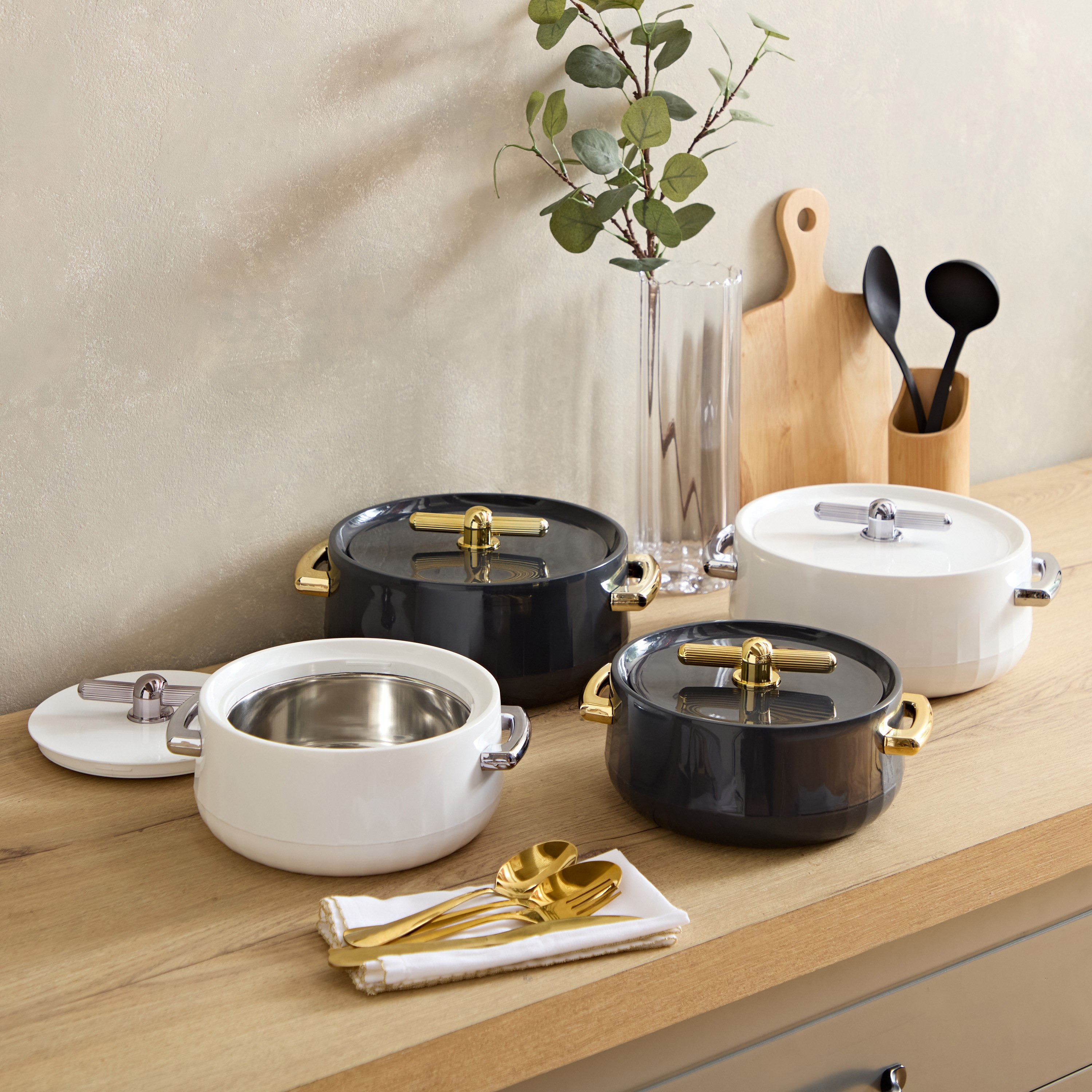 Elegance Hot Pot Casserole - 1.7 L-hbxdecorandfurnishings-tabletop-serveware-image-6