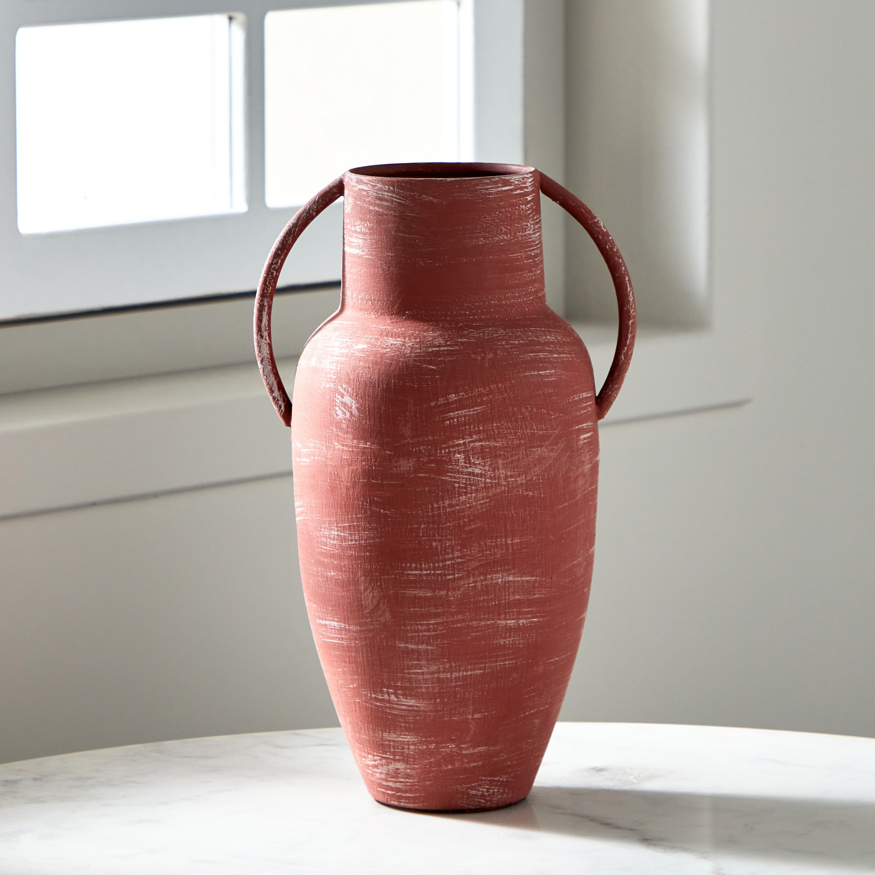 مزهرية طاولة معدن على شكل قمع من سبلينديد - 20x20x28 سم-hbxbedroom-decorandaccessories-vases-image-2