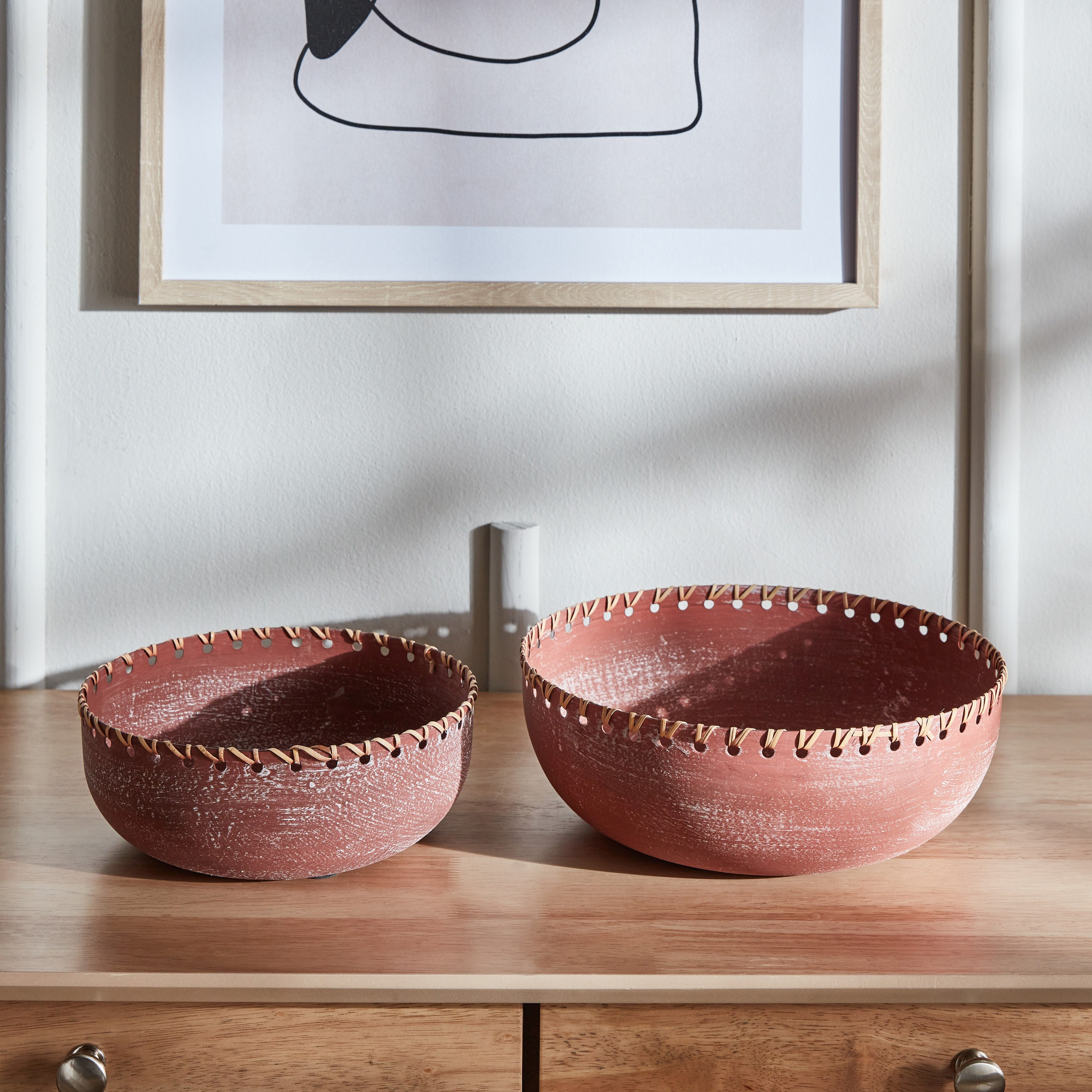 وعاء ديكور معدني من سبلينديد - طقم من قطعتين-hbxdecorandfurnishings-homeaccessories-bowls-image-2