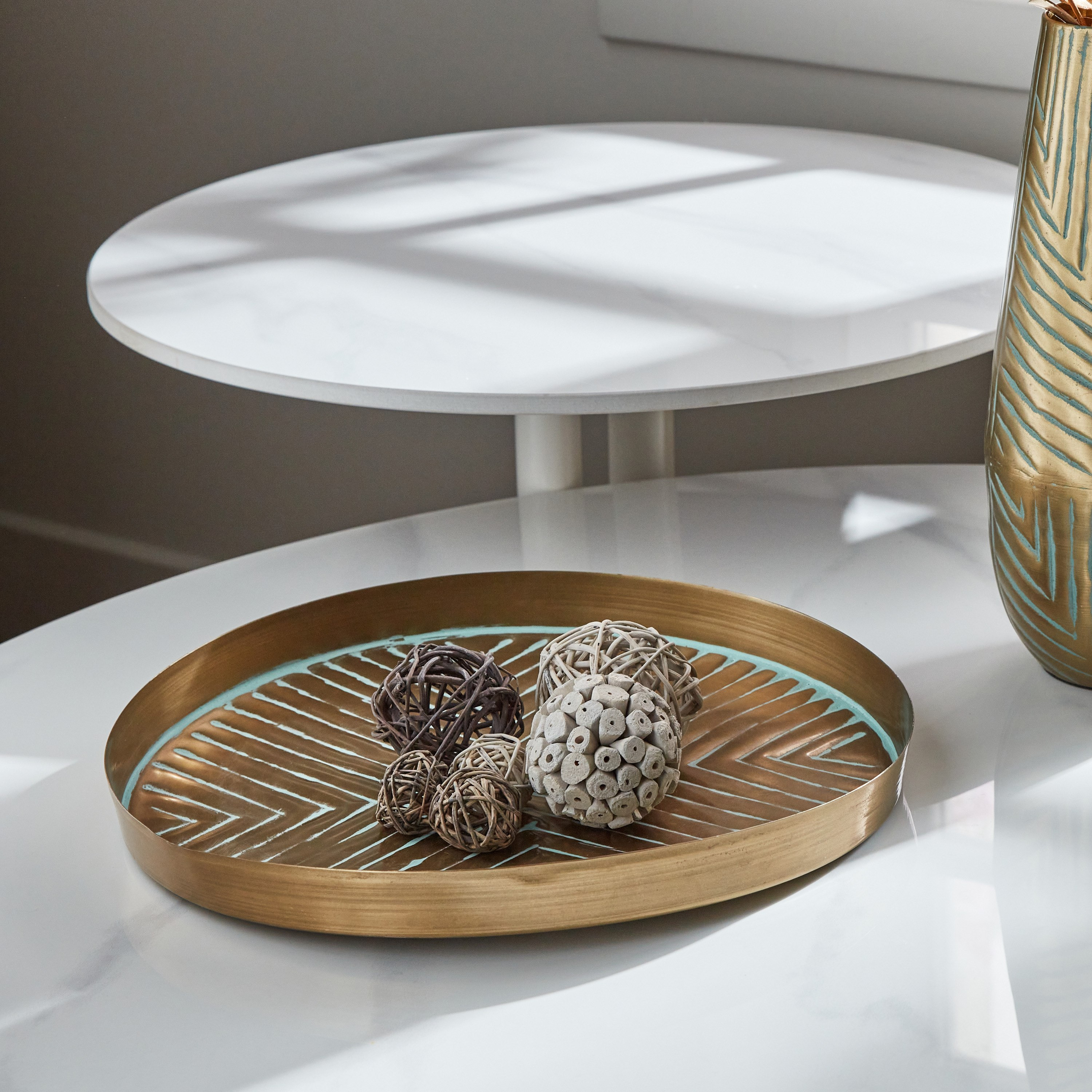 صحن ديكور معدن من سبلينديد - 31x31x3 سم-hbxhomeware-hbxdecorandfurnishings-image-1