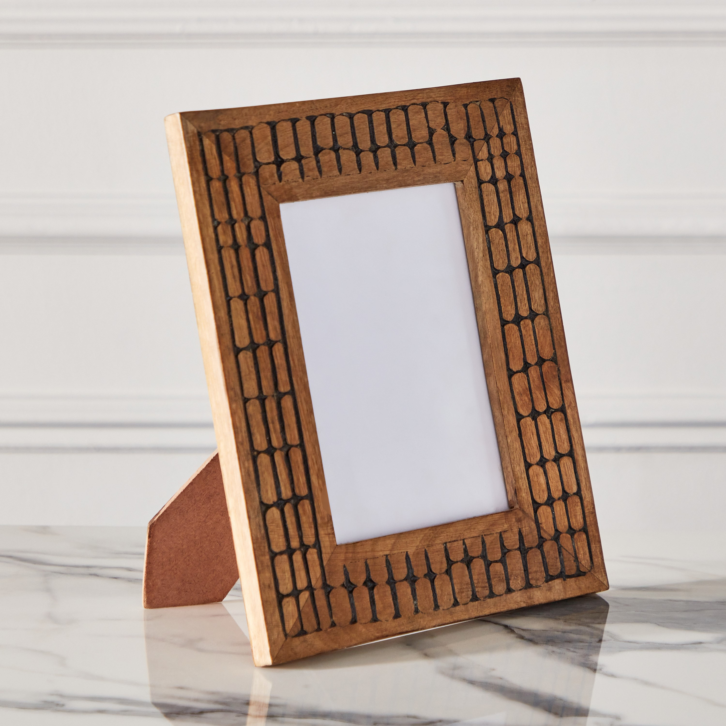 برواز صور خشب من سبلينديد- 22x27x1.5 سم-hbxdiningroom-decorandaccessories-photoframes-image-1