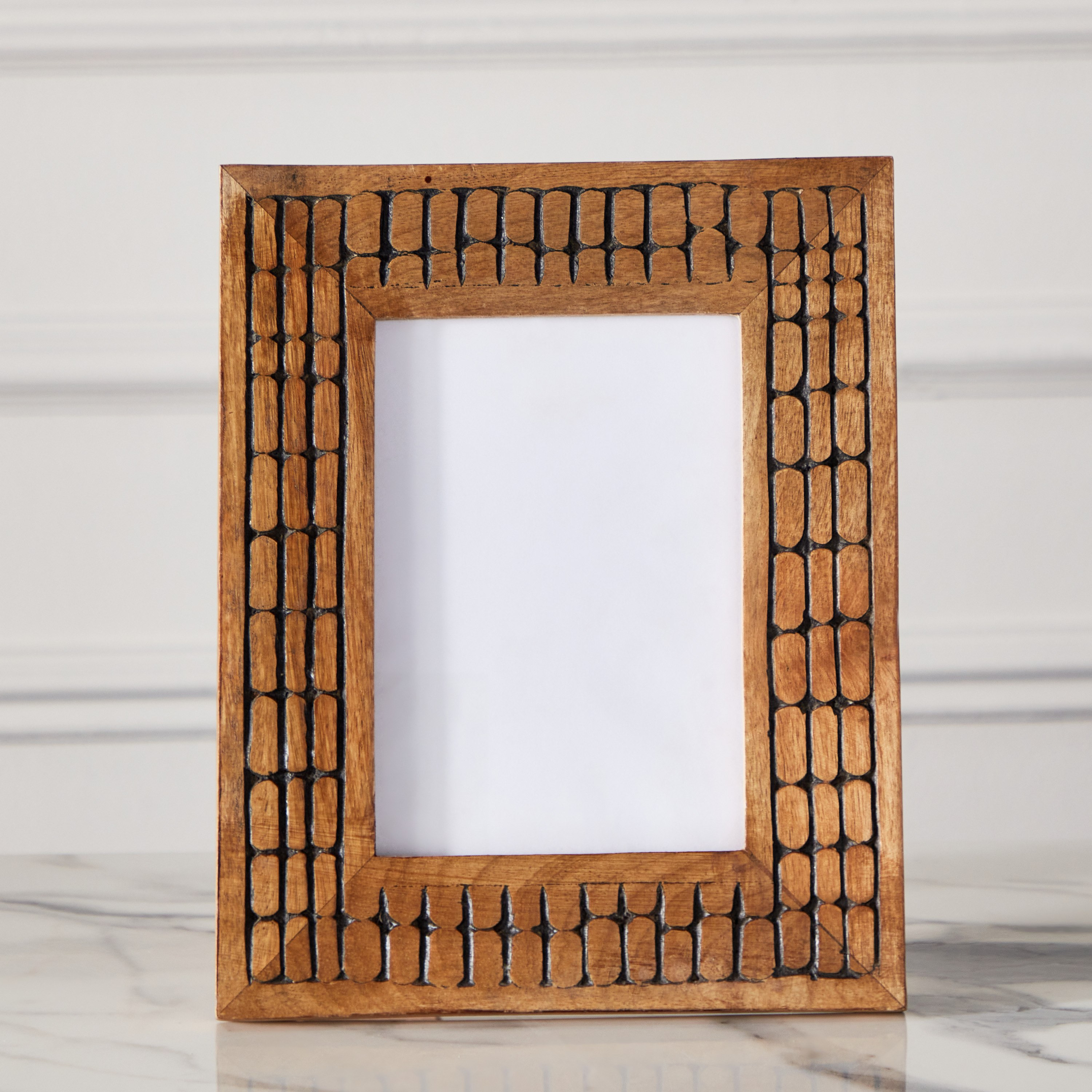 برواز صور خشب من سبلينديد- 22x27x1.5 سم-hbxdiningroom-decorandaccessories-photoframes-image-2