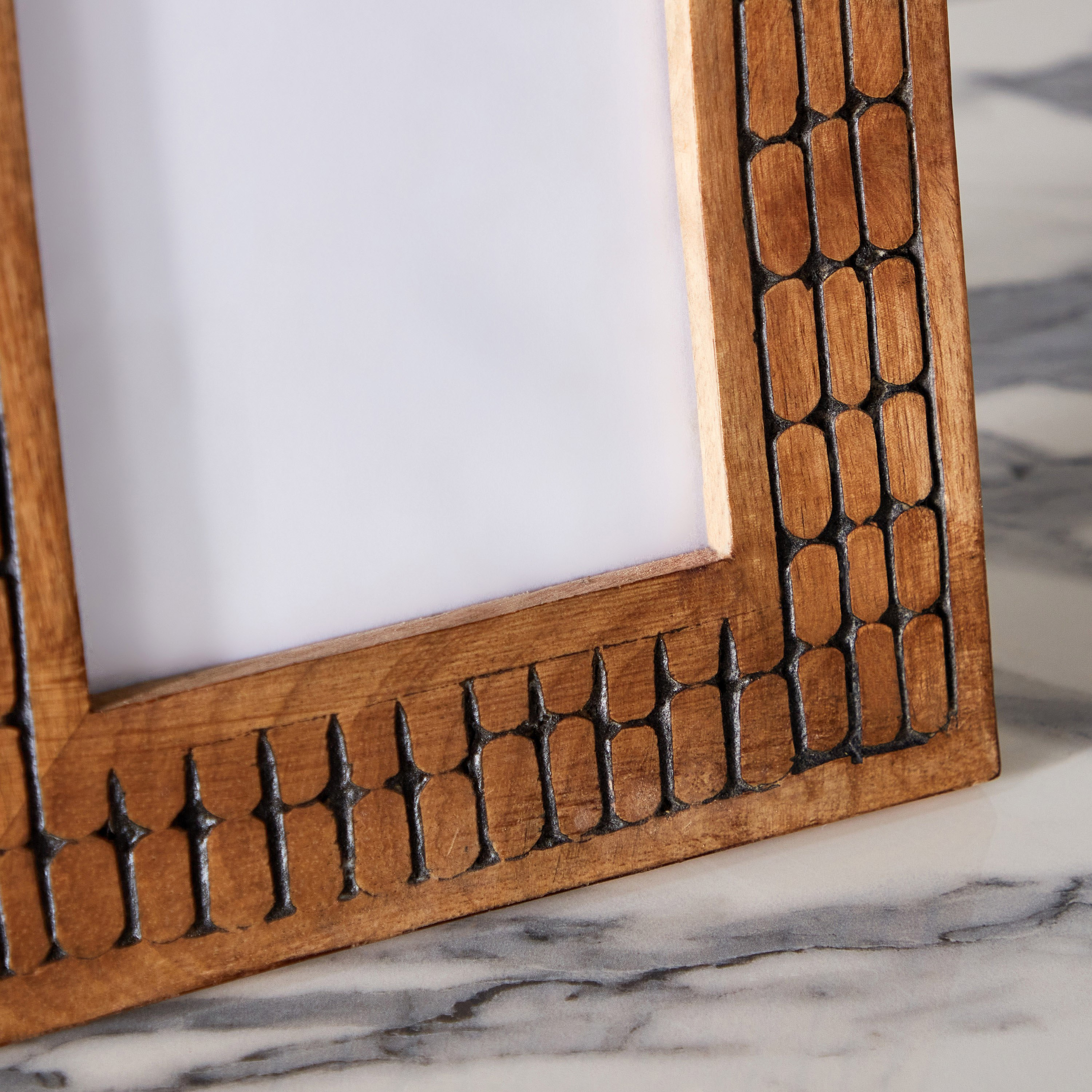 برواز صور خشب من سبلينديد- 22x27x1.5 سم-hbxdiningroom-decorandaccessories-photoframes-image-4