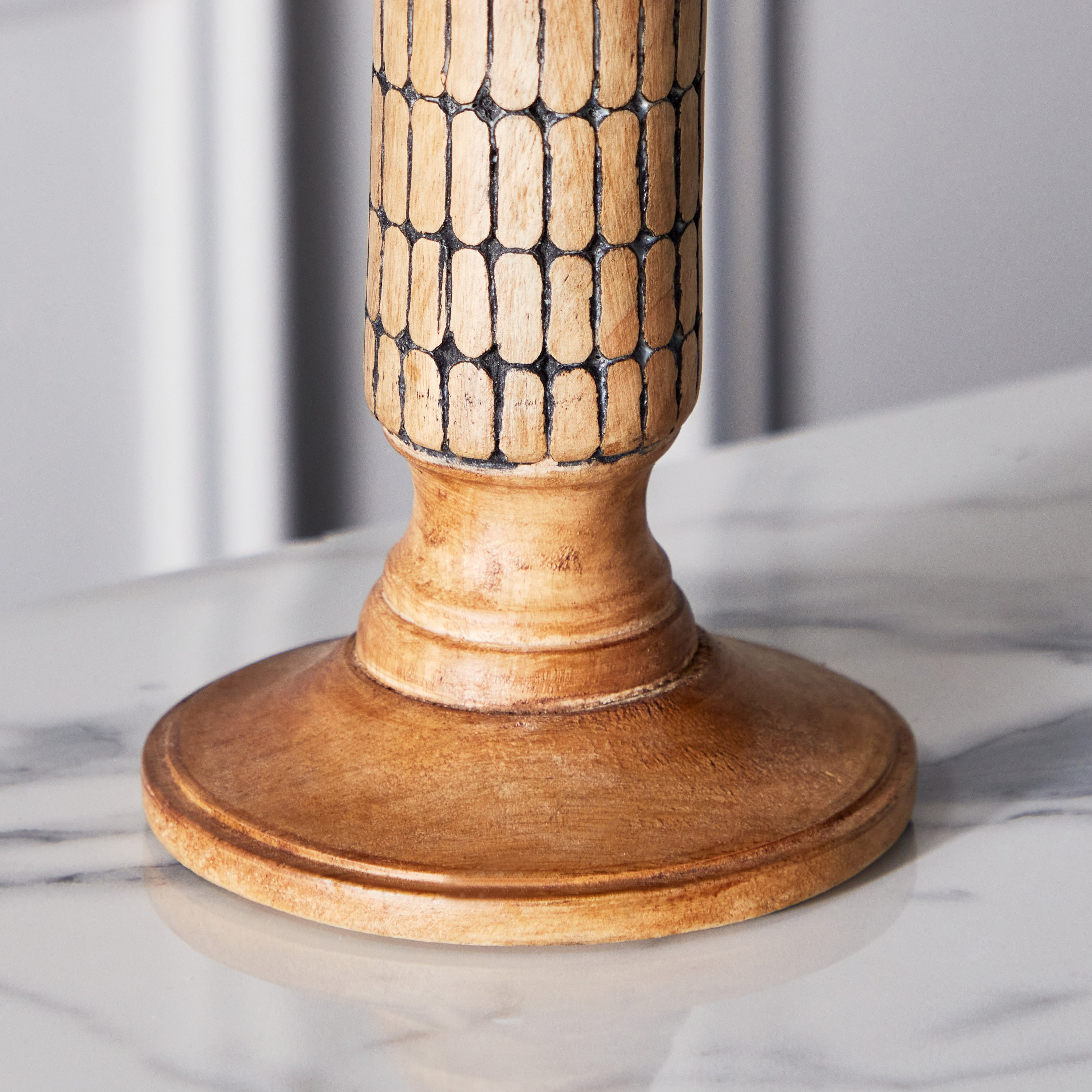 حامل شموع خشب بدعامة من سبلينديد - 12x12x30 سم-hbxlivingroom-decorandaccessories-candleholders-image-4