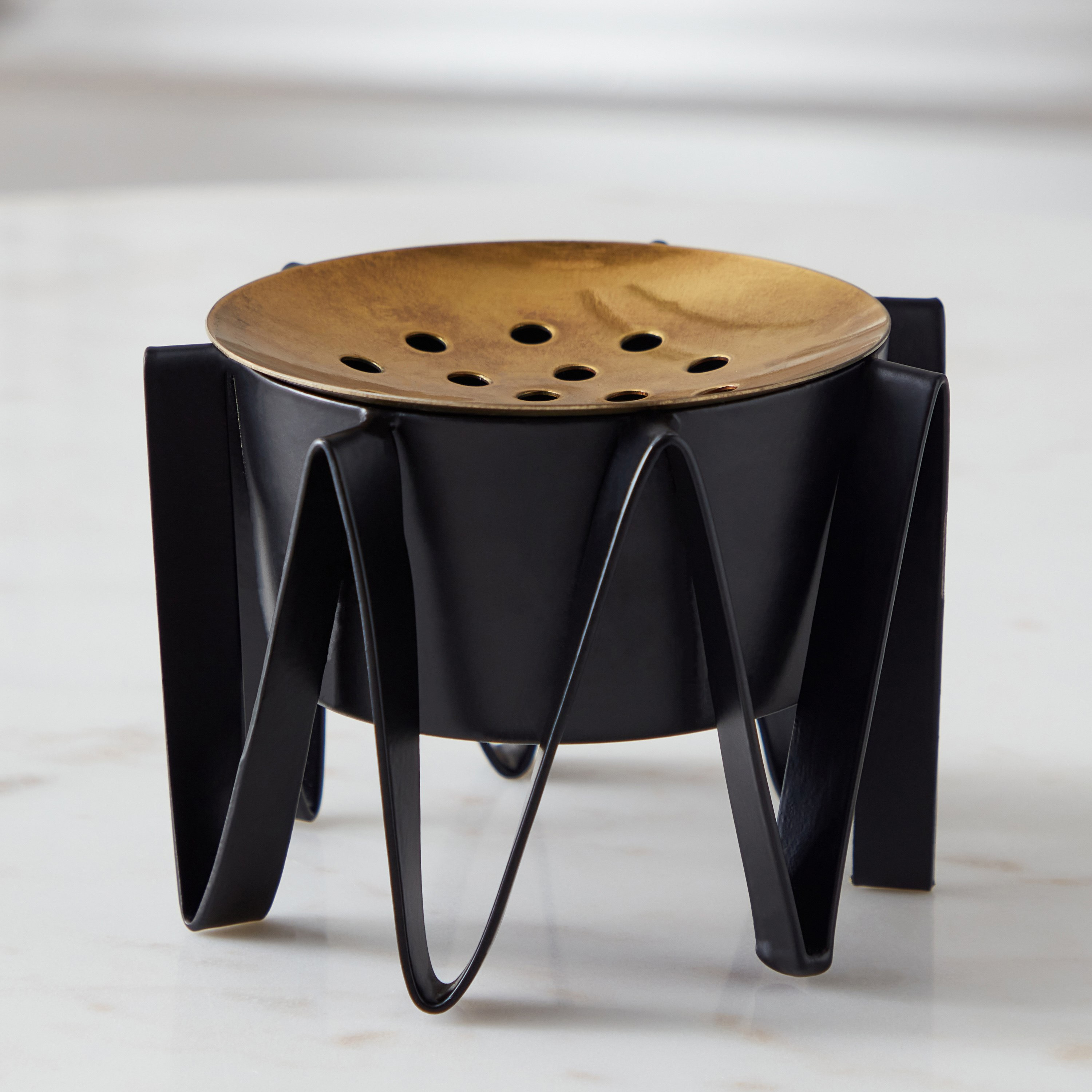 مبخرة معدن من سبلينديد - 13x13x9.5 سم-hbxhomeware-hbxdecorandfurnishings-image-2
