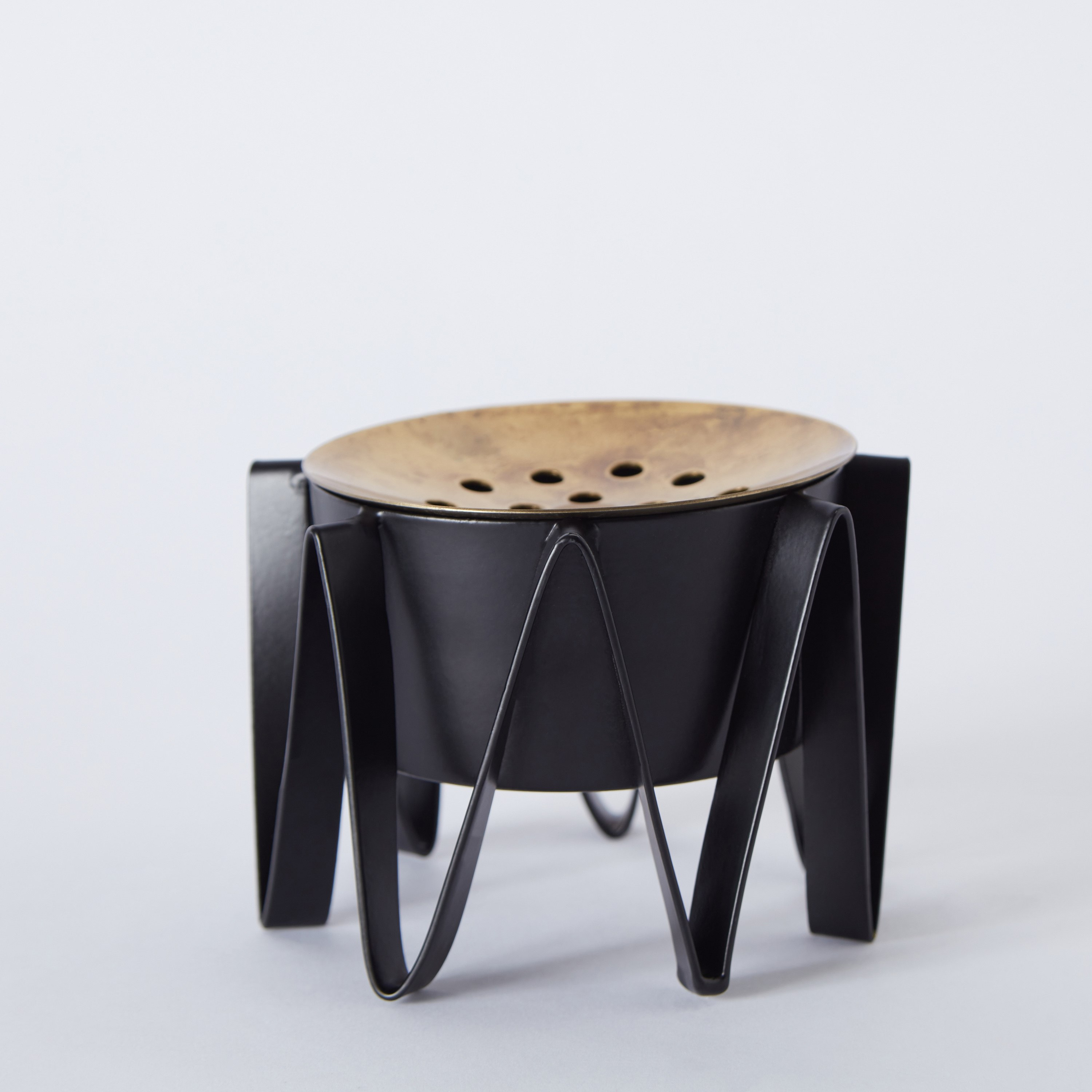 مبخرة معدن من سبلينديد - 13x13x9.5 سم-hbxhomeware-hbxdecorandfurnishings-image-6