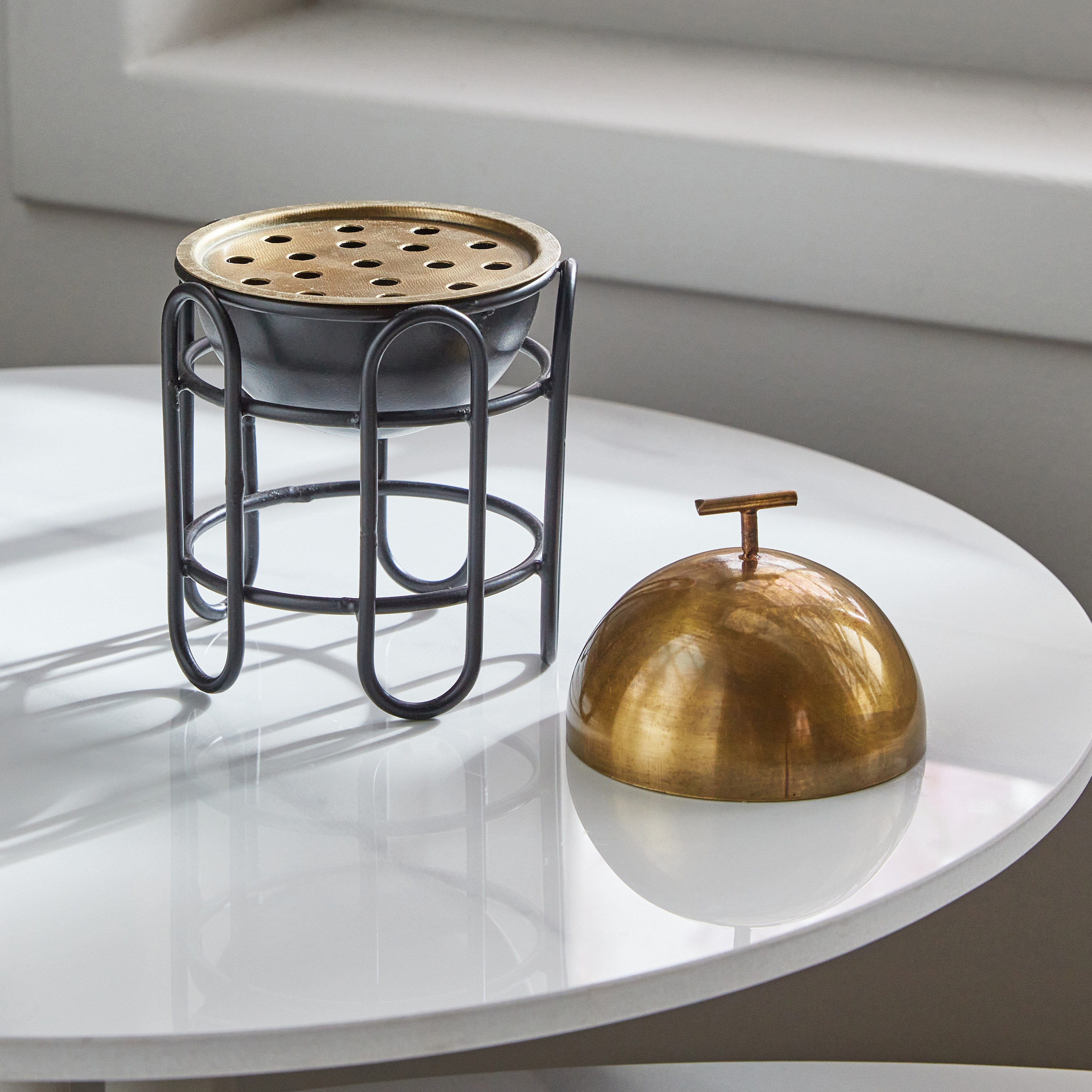 Splendid Metal Incense Burner with Stand - 10x10x17 cm-hbxhomeware-hbxdecorandfurnishings-image-4