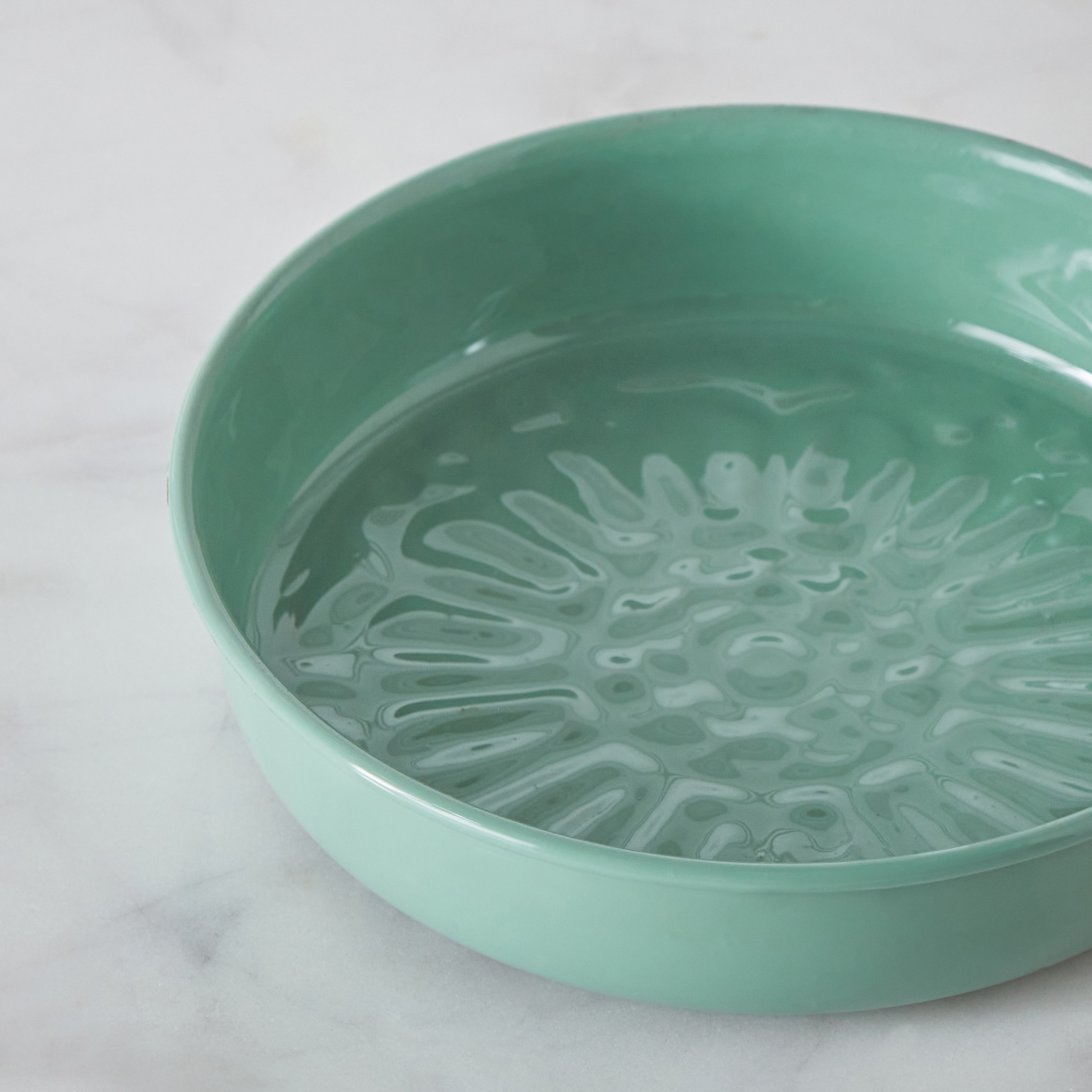 Splendid Metal Decorative Plate- 17x17x4 cm-hbxhomeware-hbxdecorandfurnishings-image-4